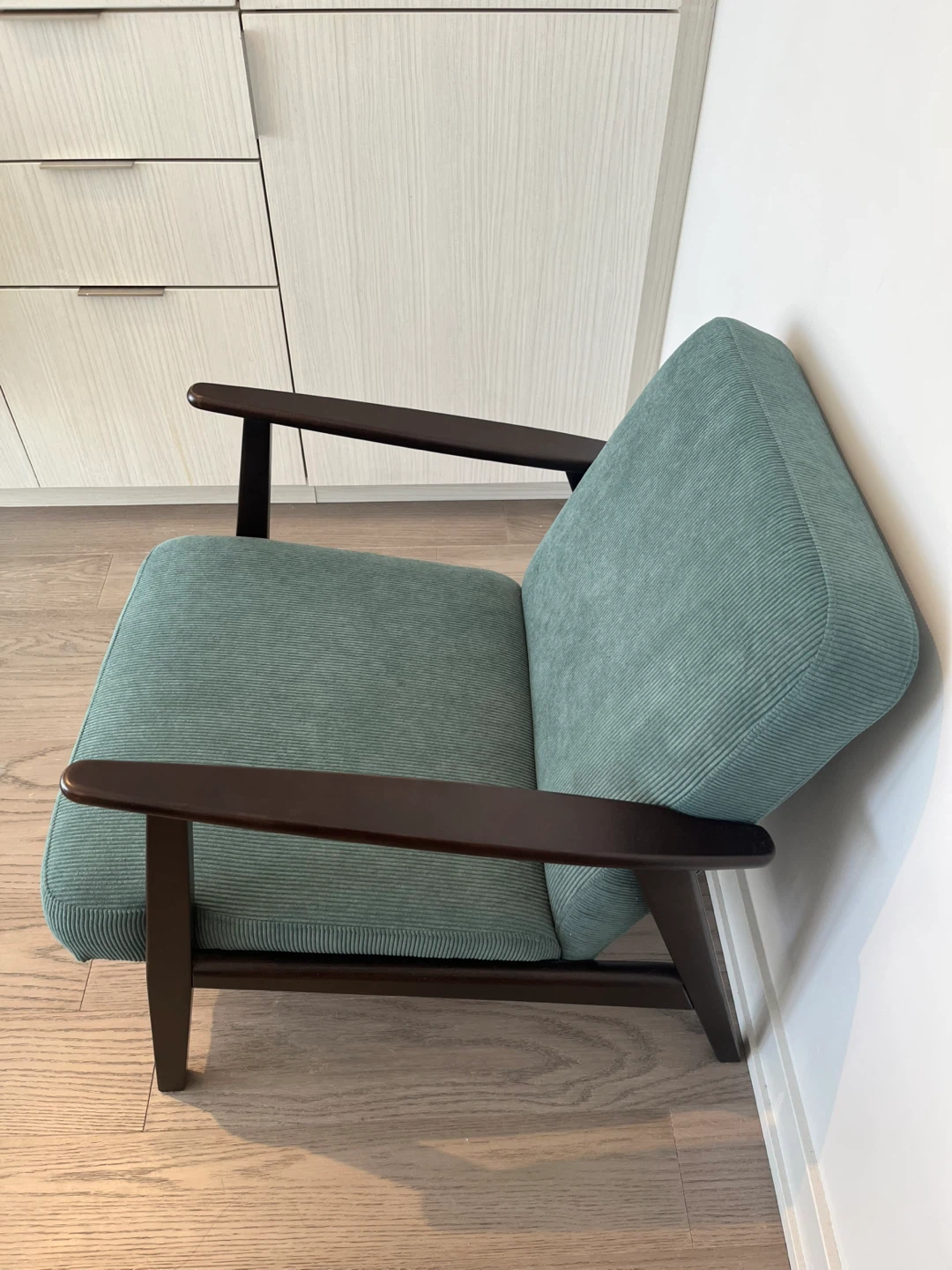 IKEA EKENSÄSET Armchair (99% New) - photo 2