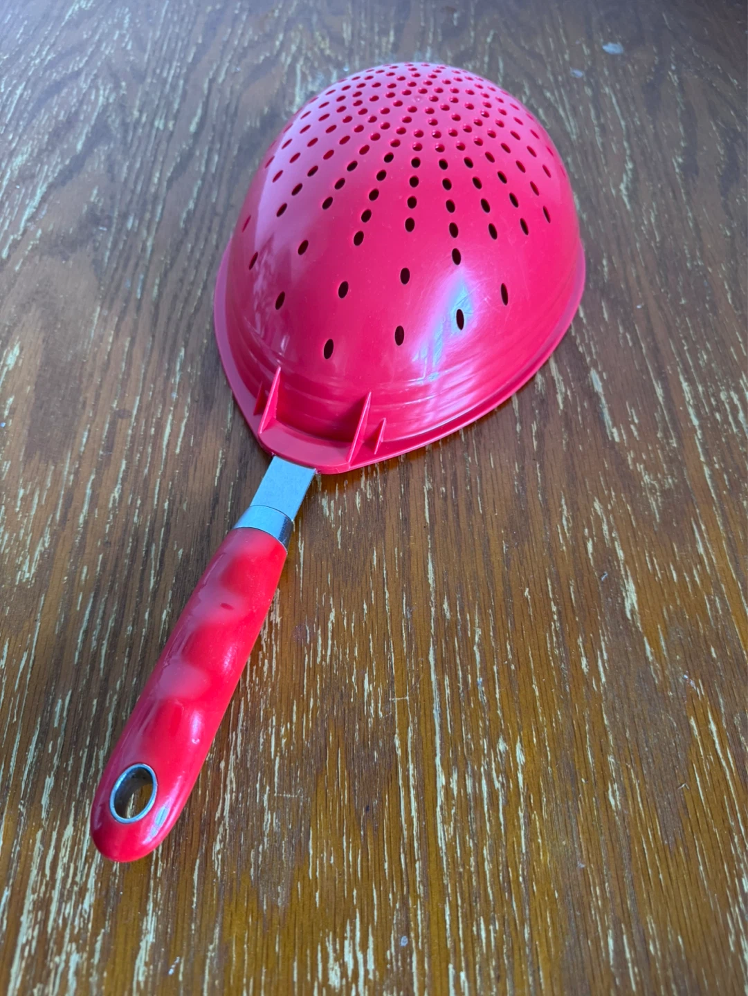 Betty Crocker Red Strainer with Handle