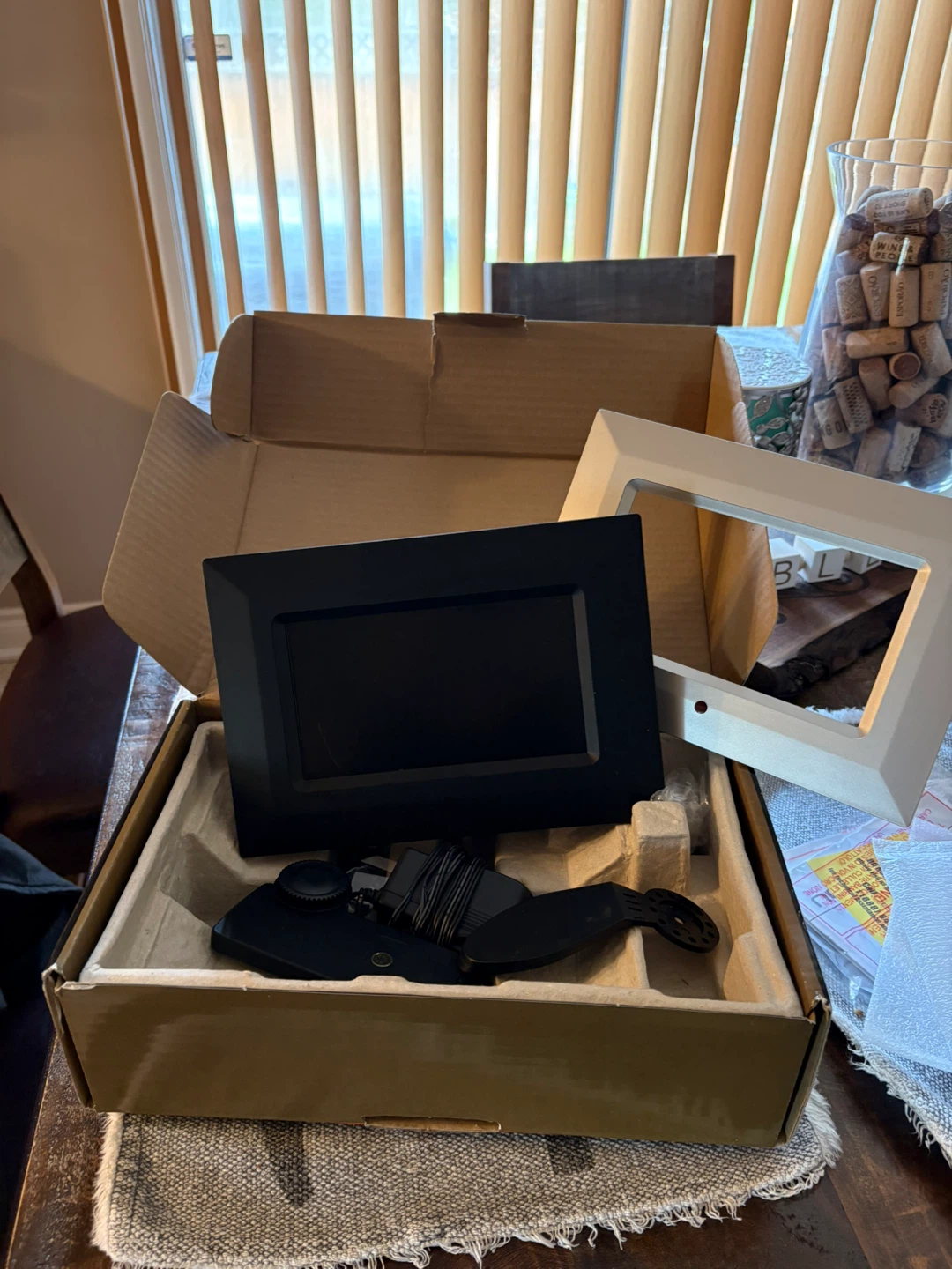 NexStar 7 Inch Digital Photo Frame with Remote