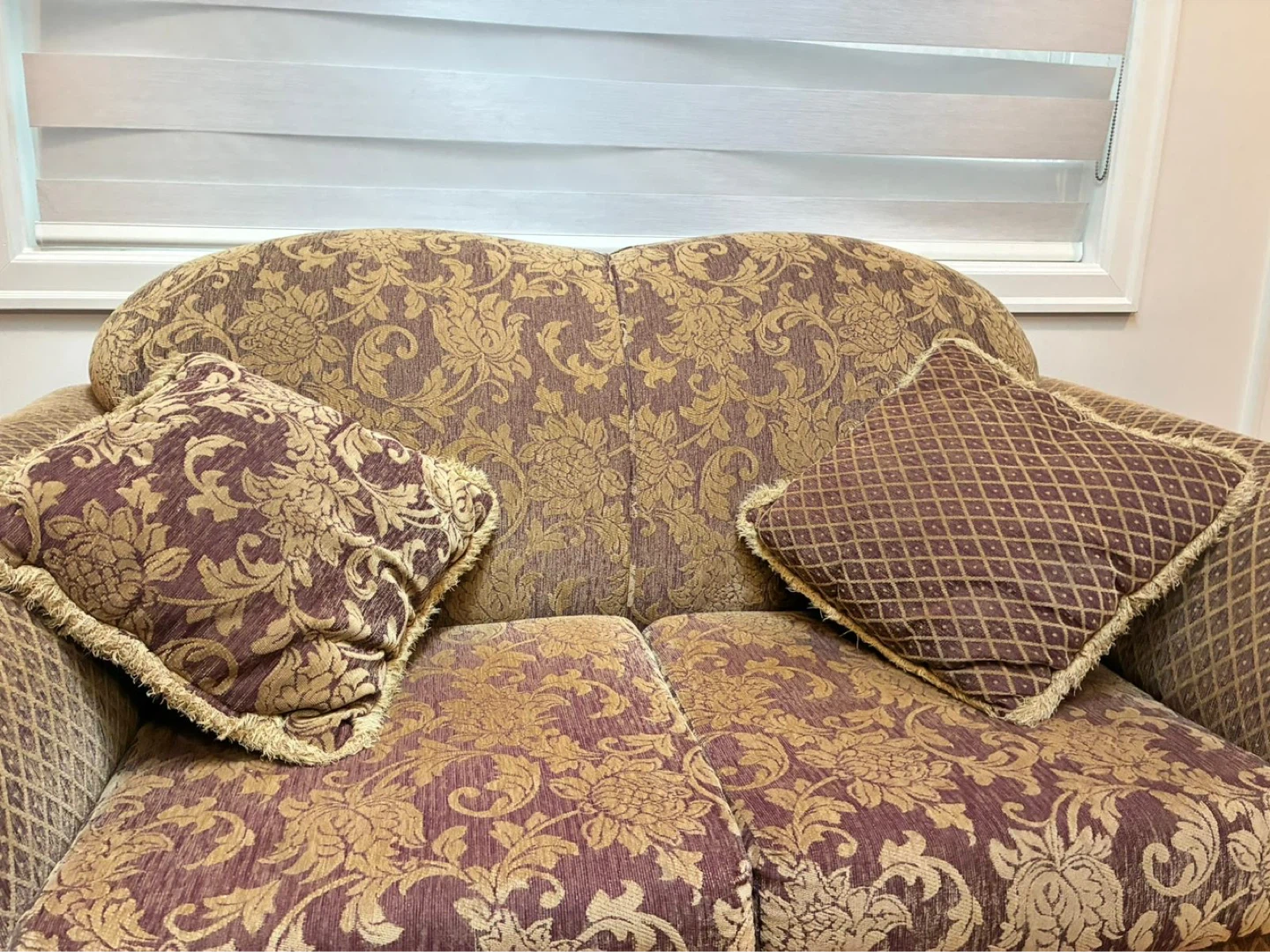 Floral Sofa and Armchair Set - photo 2