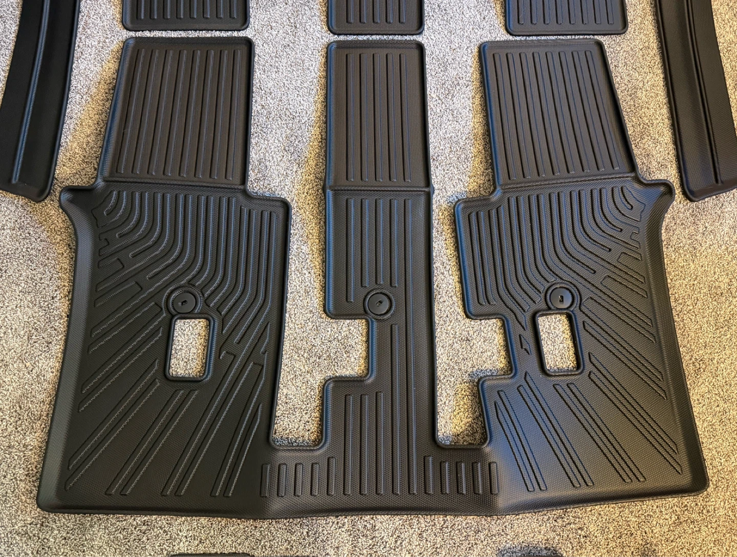 New Kia Carnival 8 Seater 22-26 All Weather Floor Liners - photo 4