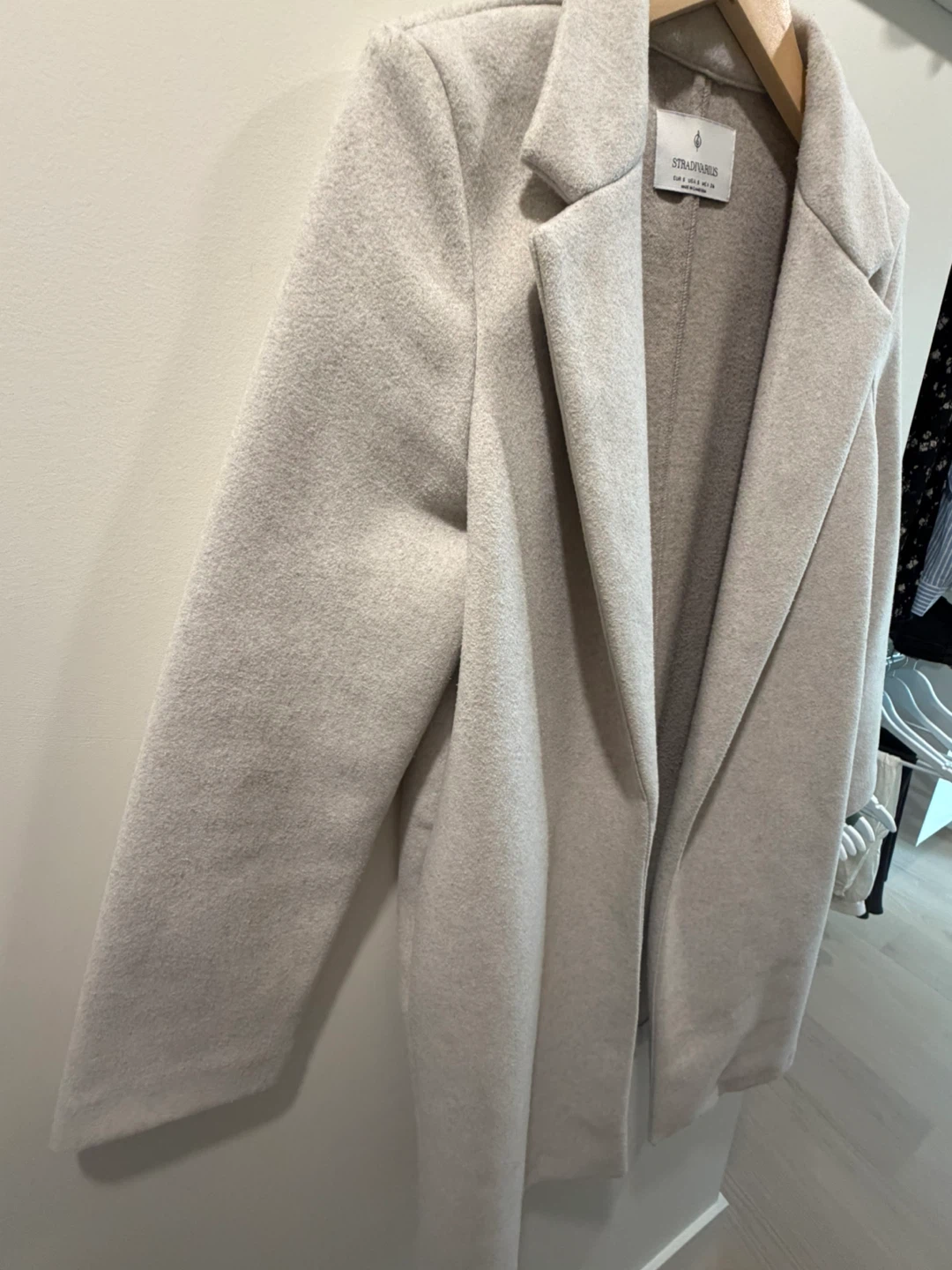 Stradivarius Midi Lapel Coat in Oatmeal - Size S - photo 3