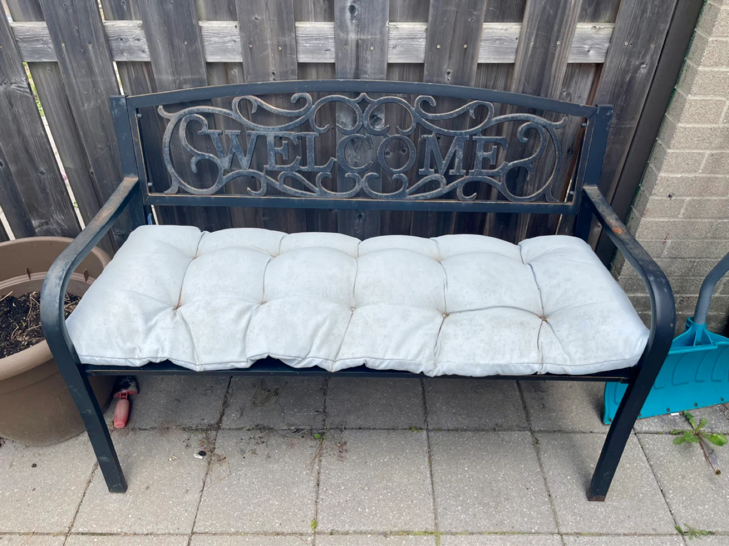 Black Metal Garden Bench with "Welcome" Backrest
