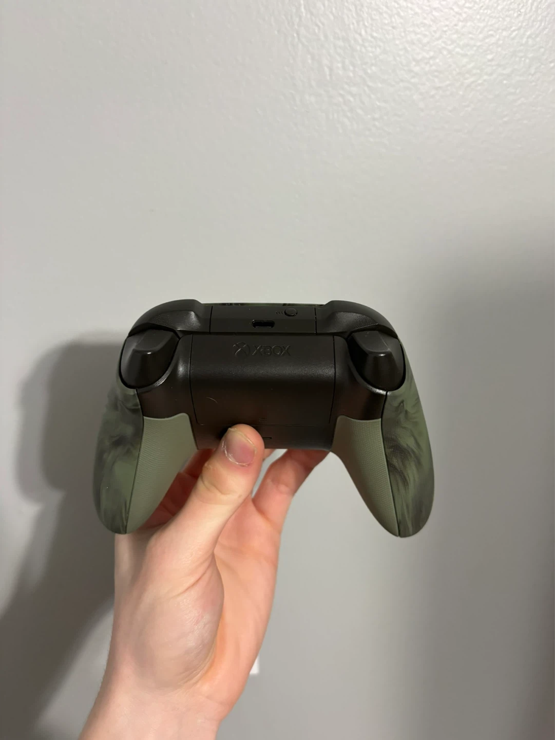 NEW Xbox One Controller - photo 3