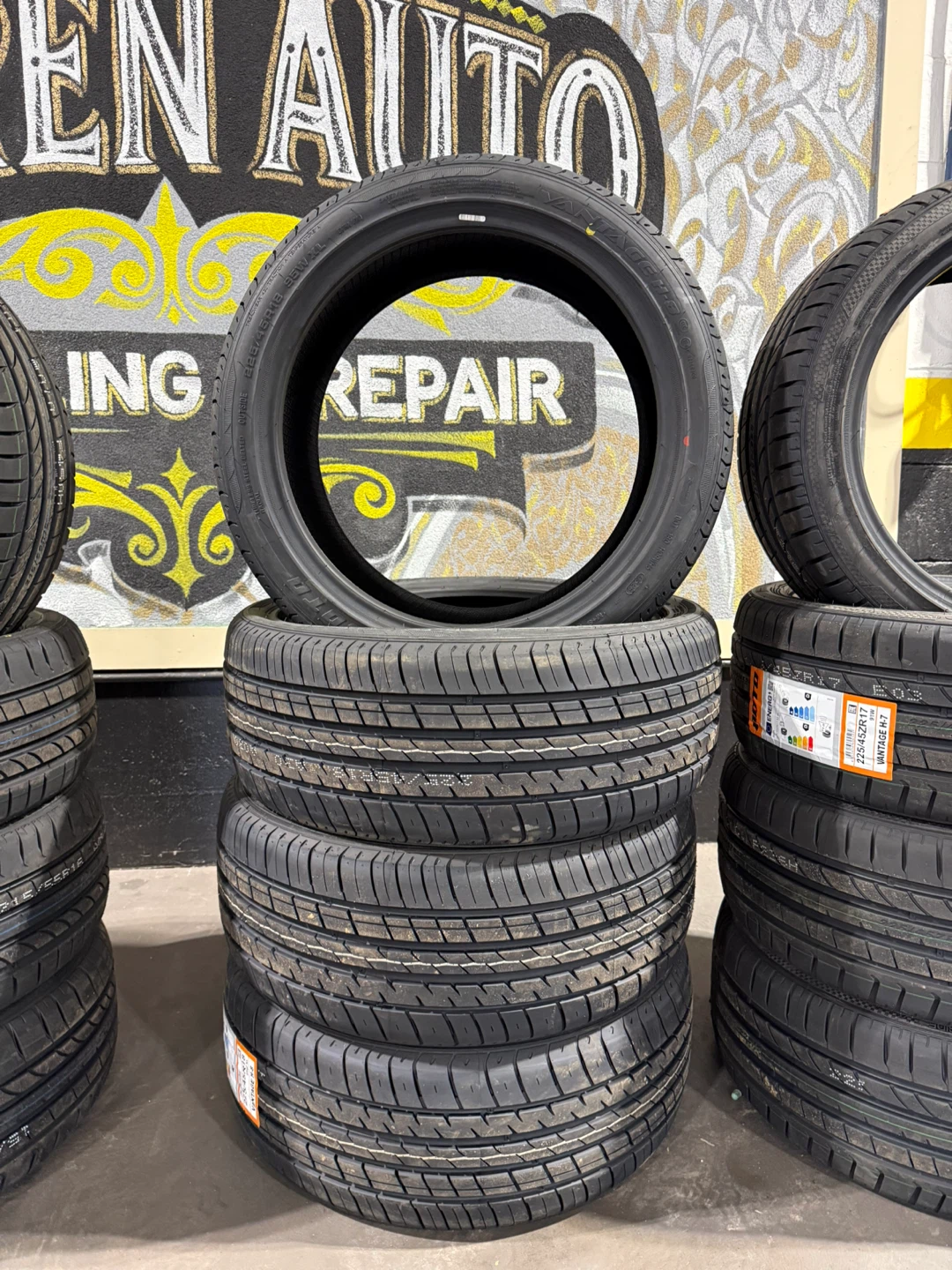 BOTO Tires - 225/45R18 95W XL - photo 4