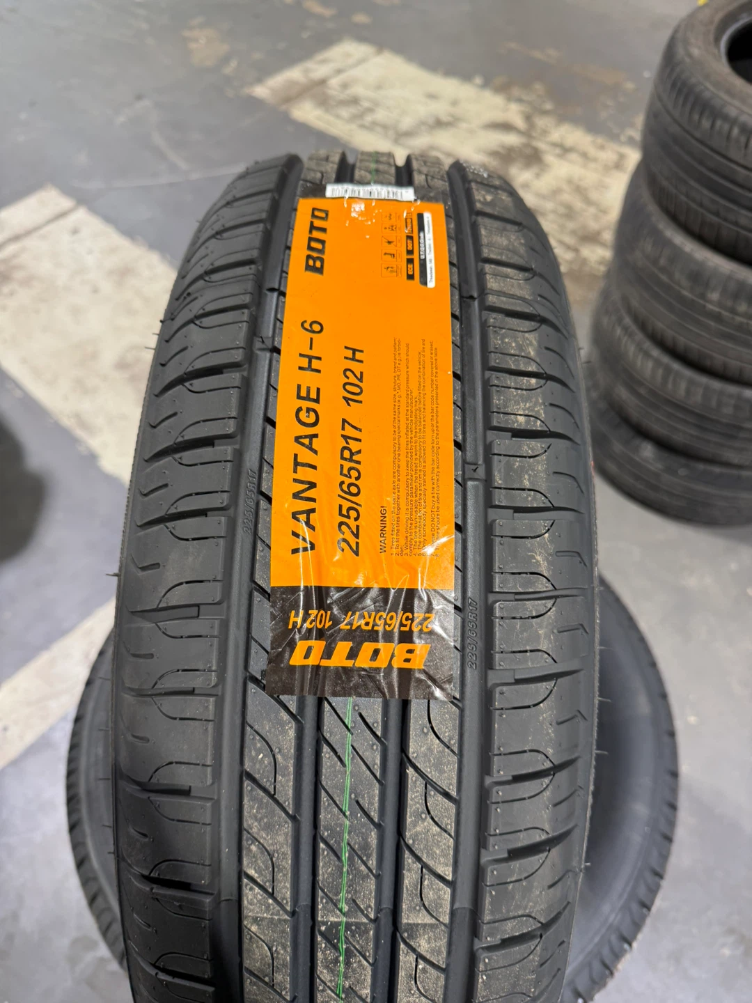 BOTO Vantage H-7 Tires (235/45ZR18 94W) - photo 5