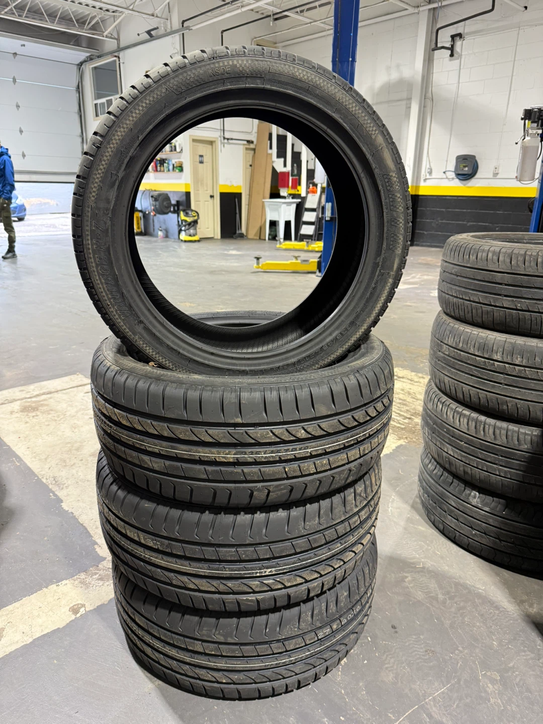 BOTO Vantage H-7 Tires (235/45ZR18 94W) - photo 4