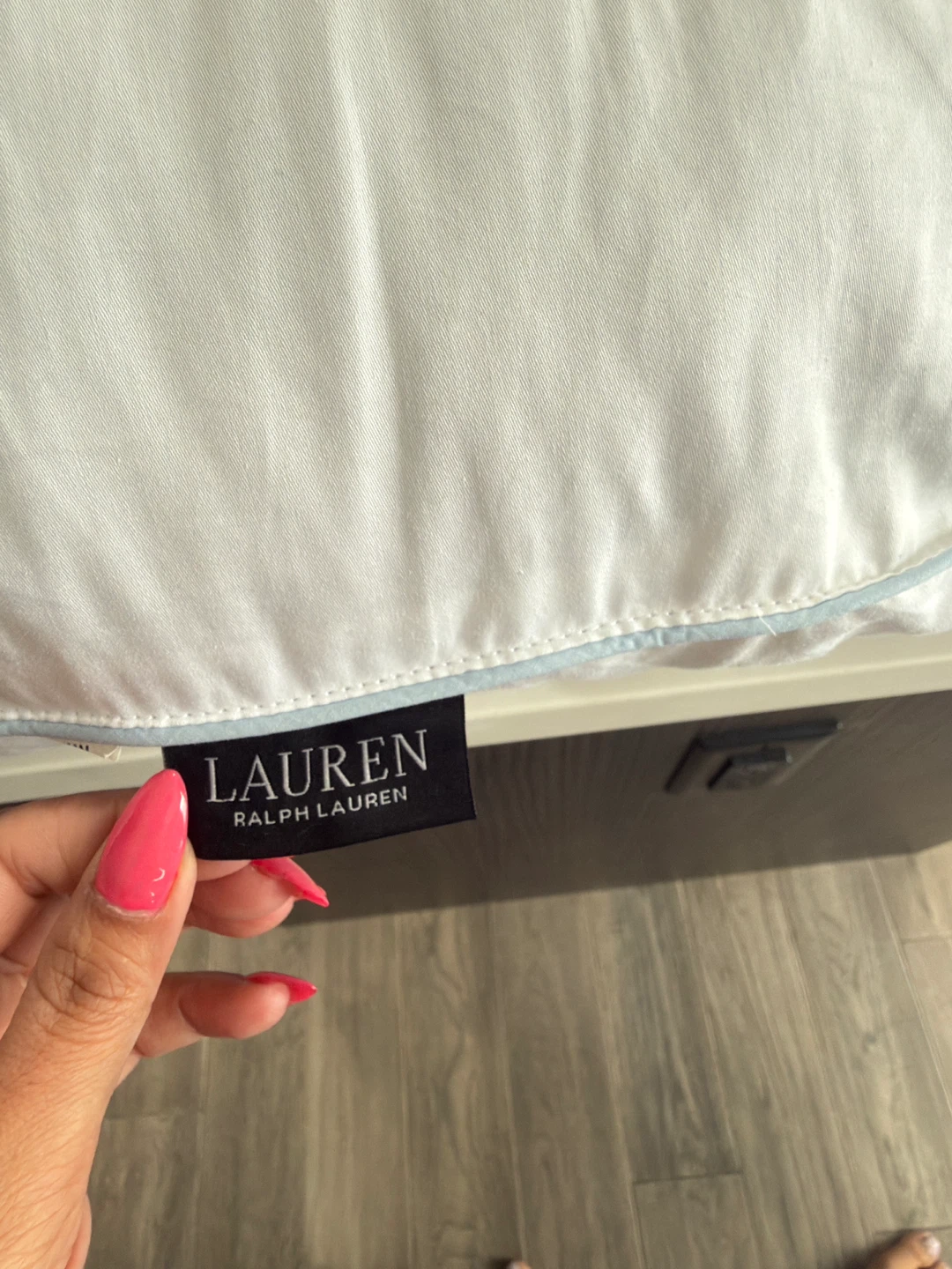 Ralph lauren ,Beautyrest  Pillows - 2 Pack  like new. - photo 2