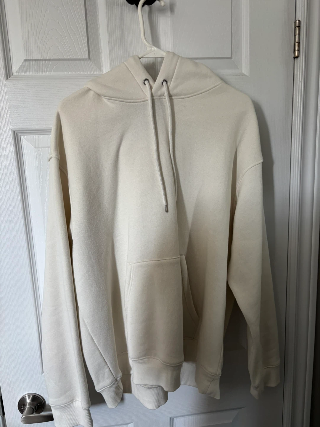 Set of 4 Size L Hoodies - photo 2