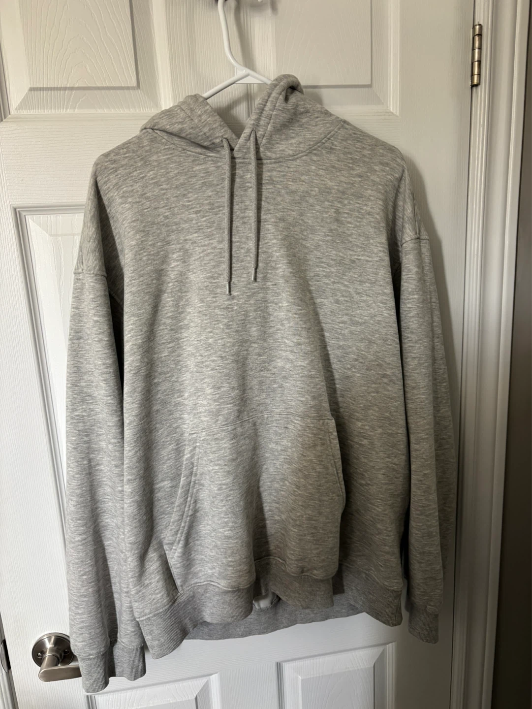 Set of 4 Size L Hoodies - photo 3