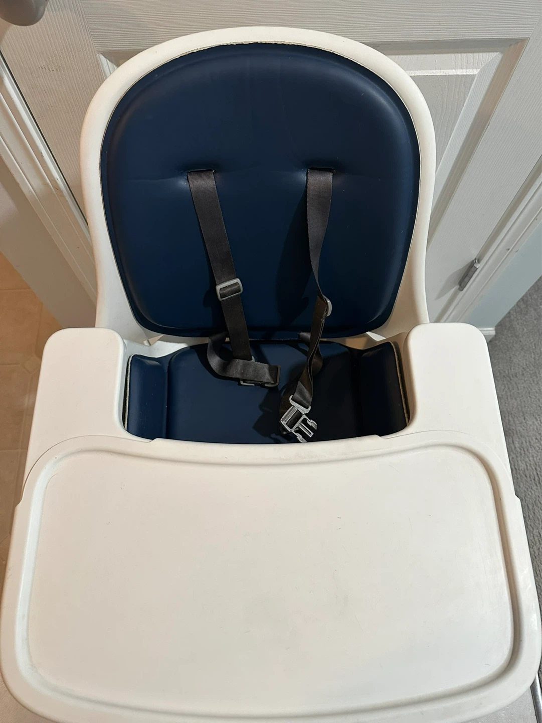 OXO White High Chair with Navy Blue Seat - photo 2