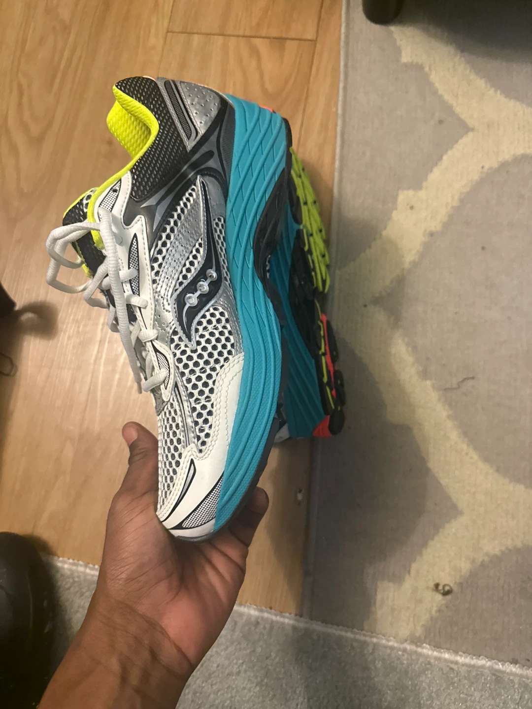 Saucony Running Shoes - photo 3