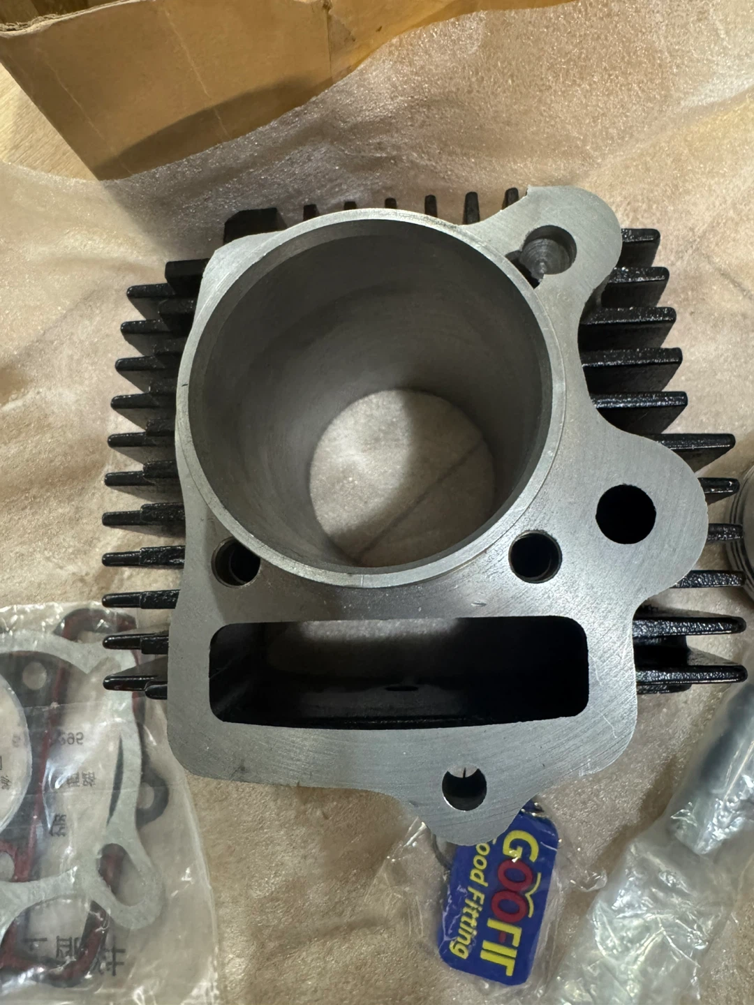 Cylinder Kit with Piston and Gaskets - photo 3
