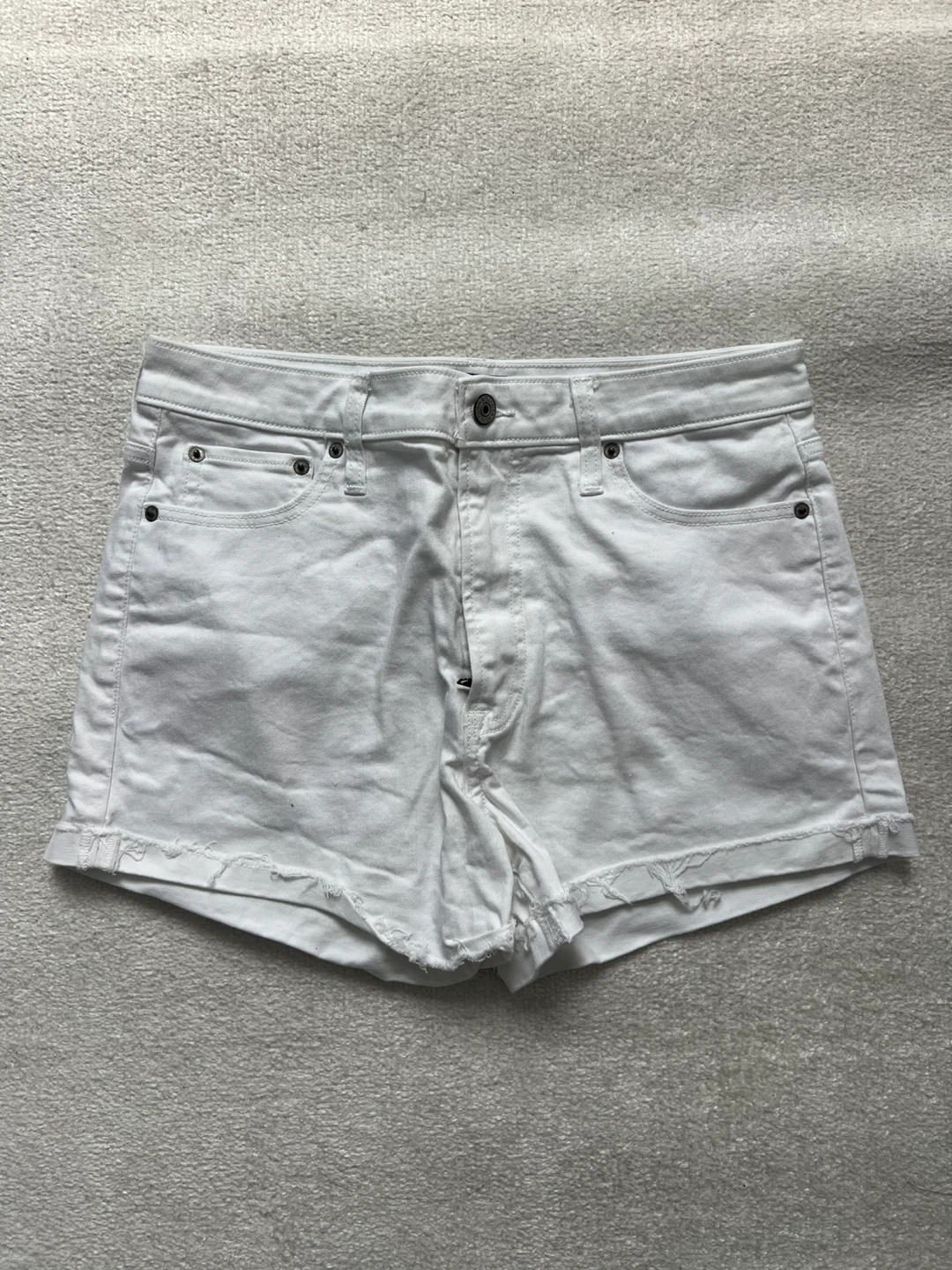 Abercrombie & Fitch White High Rise Denim Shorts Size 29