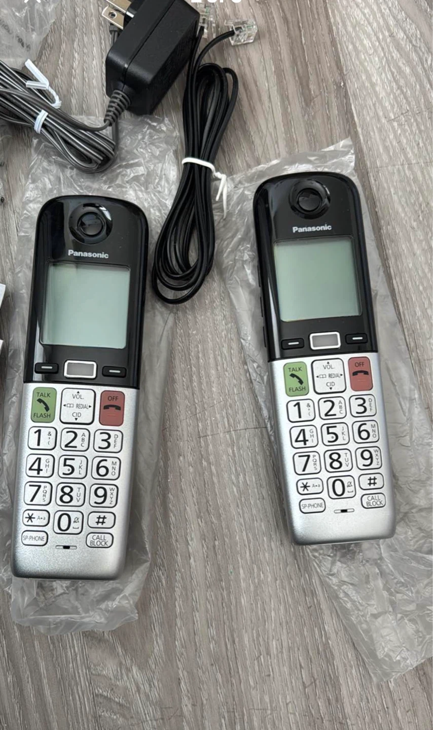 Panasonic KX-TGU432C Cordless Phone System