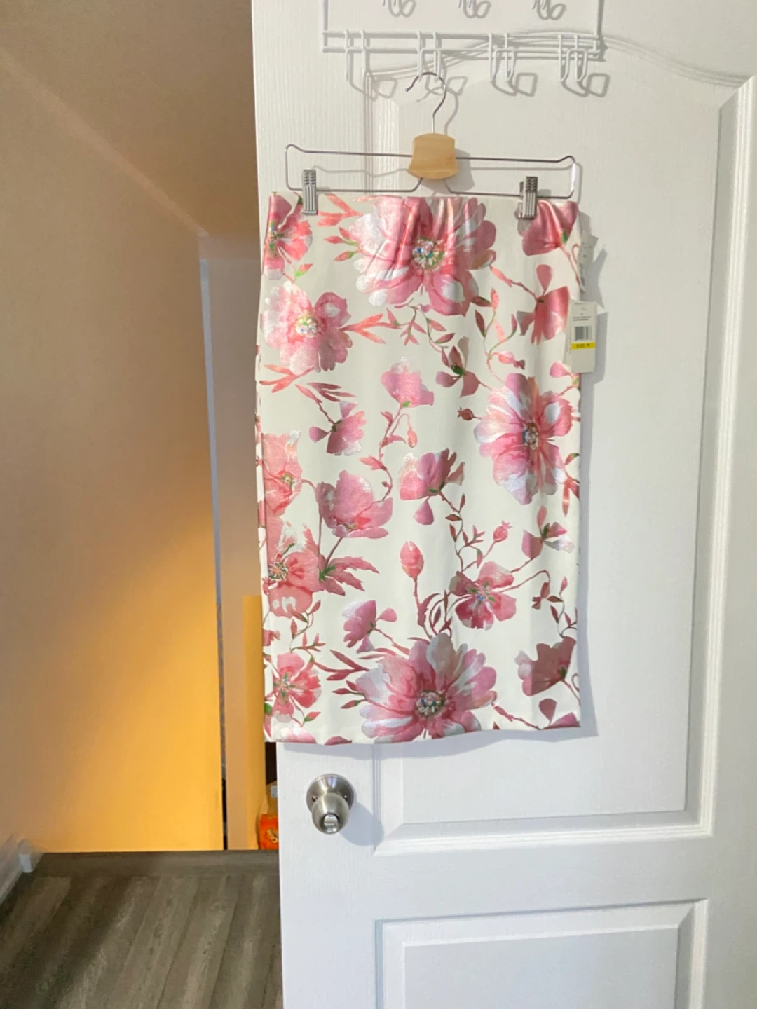 INC Size M Floral Pencil Skirt