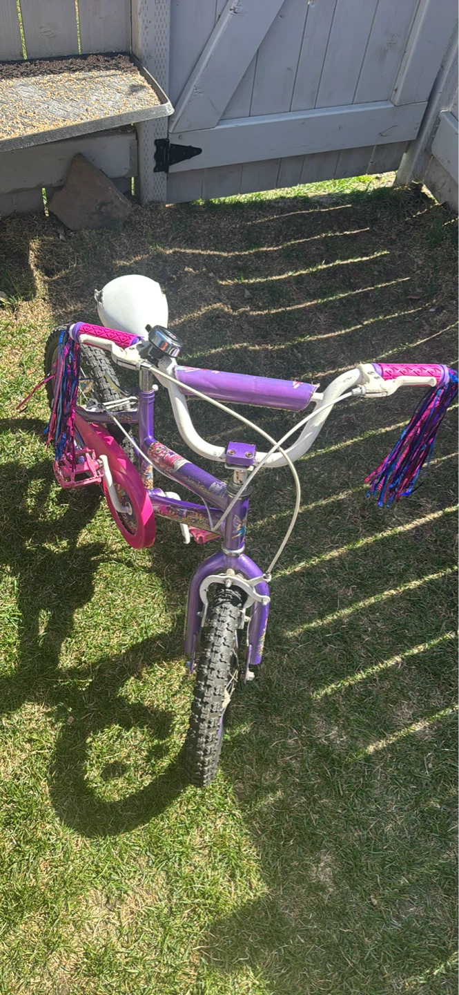 Girl bike