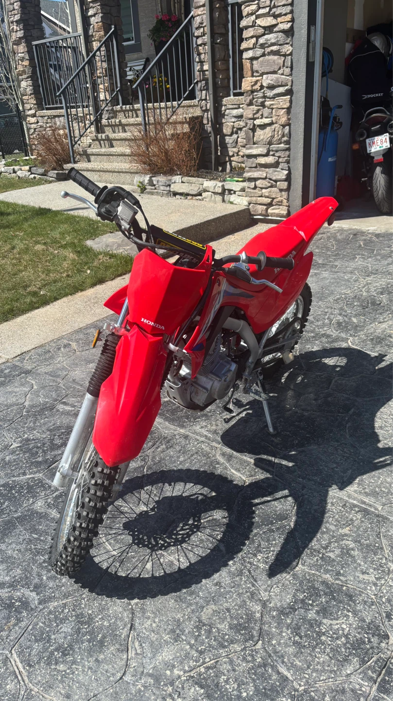 2023 Honda CRF125F Dirt Bike - photo 2