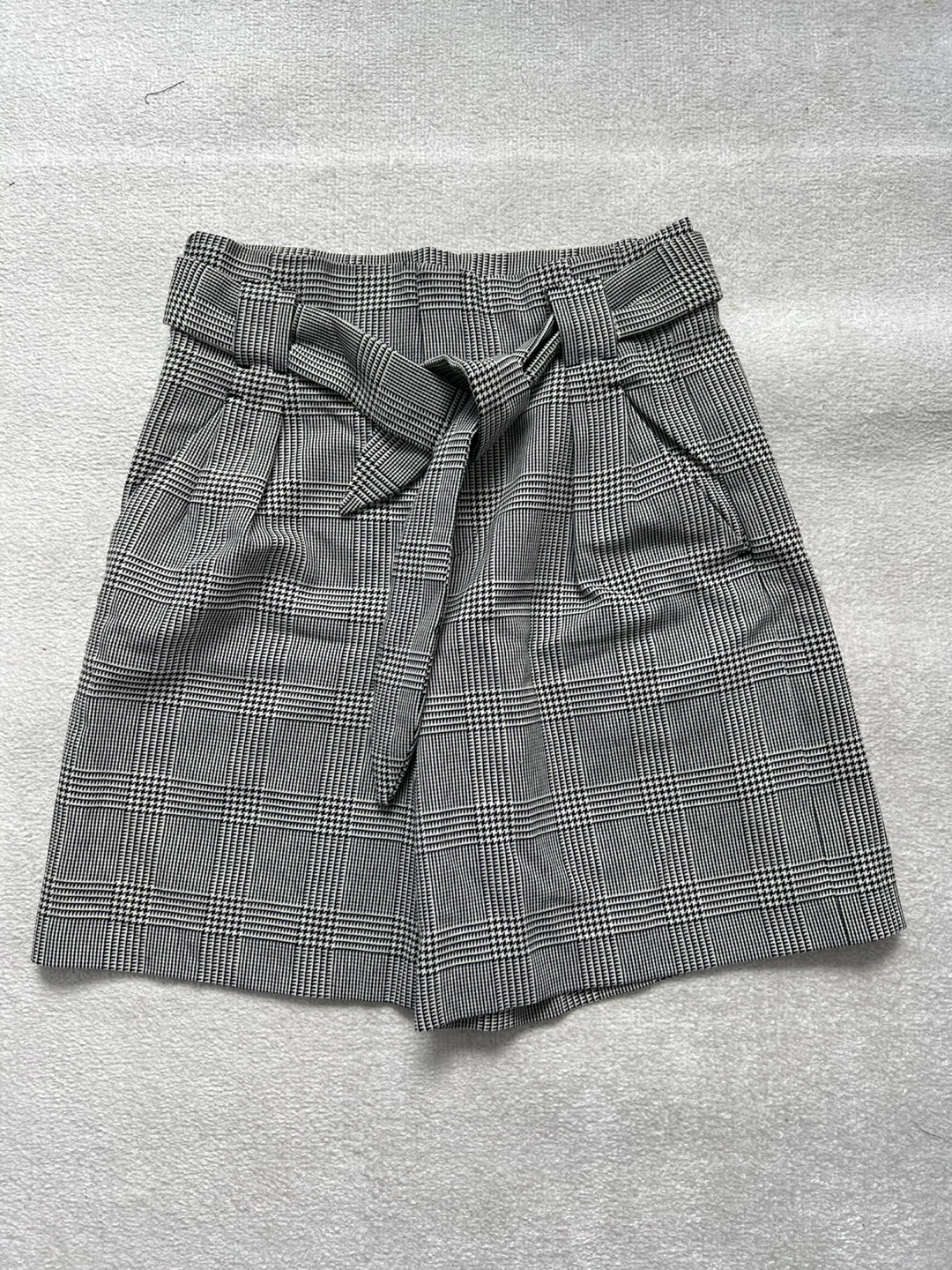 Zara Woman Plaid Paperbag Waist Shorts - Size S