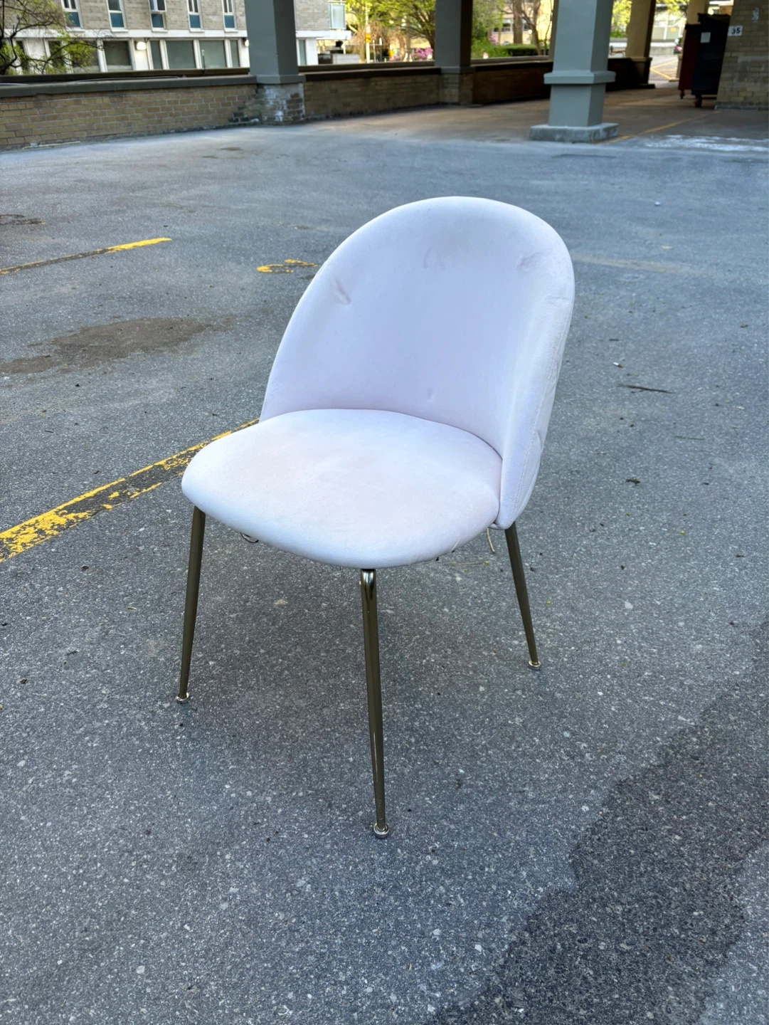 Light Pink Velvet Accent Chair