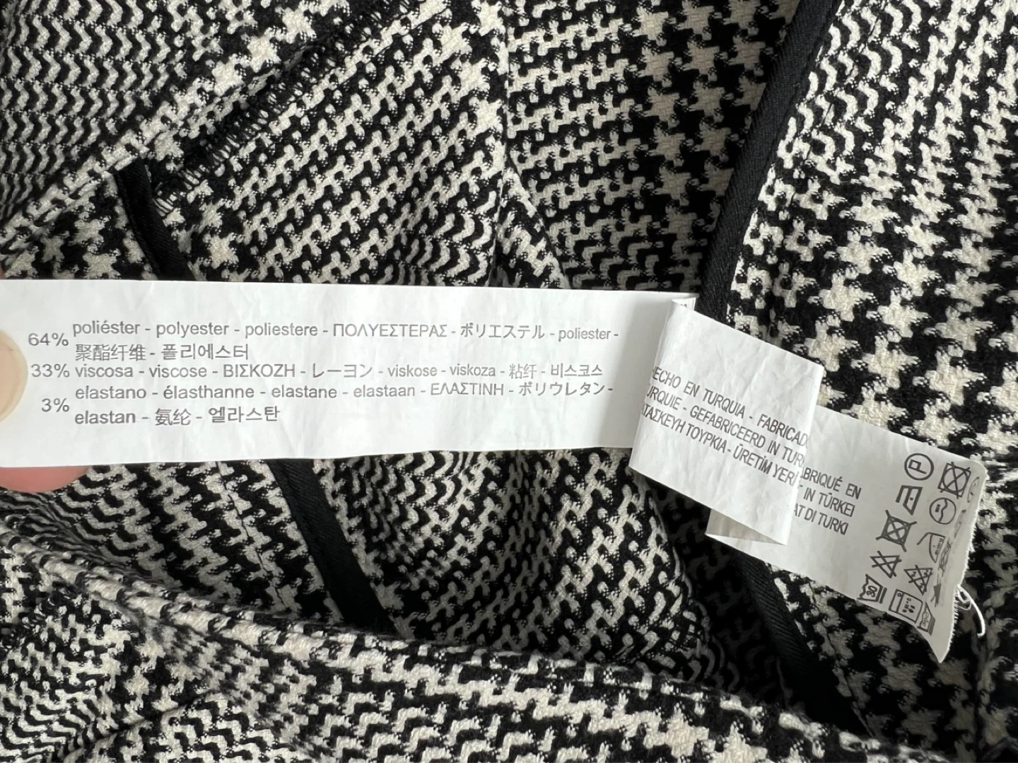 Zara Basic Collection Plaid Shorts - Size L - photo 4