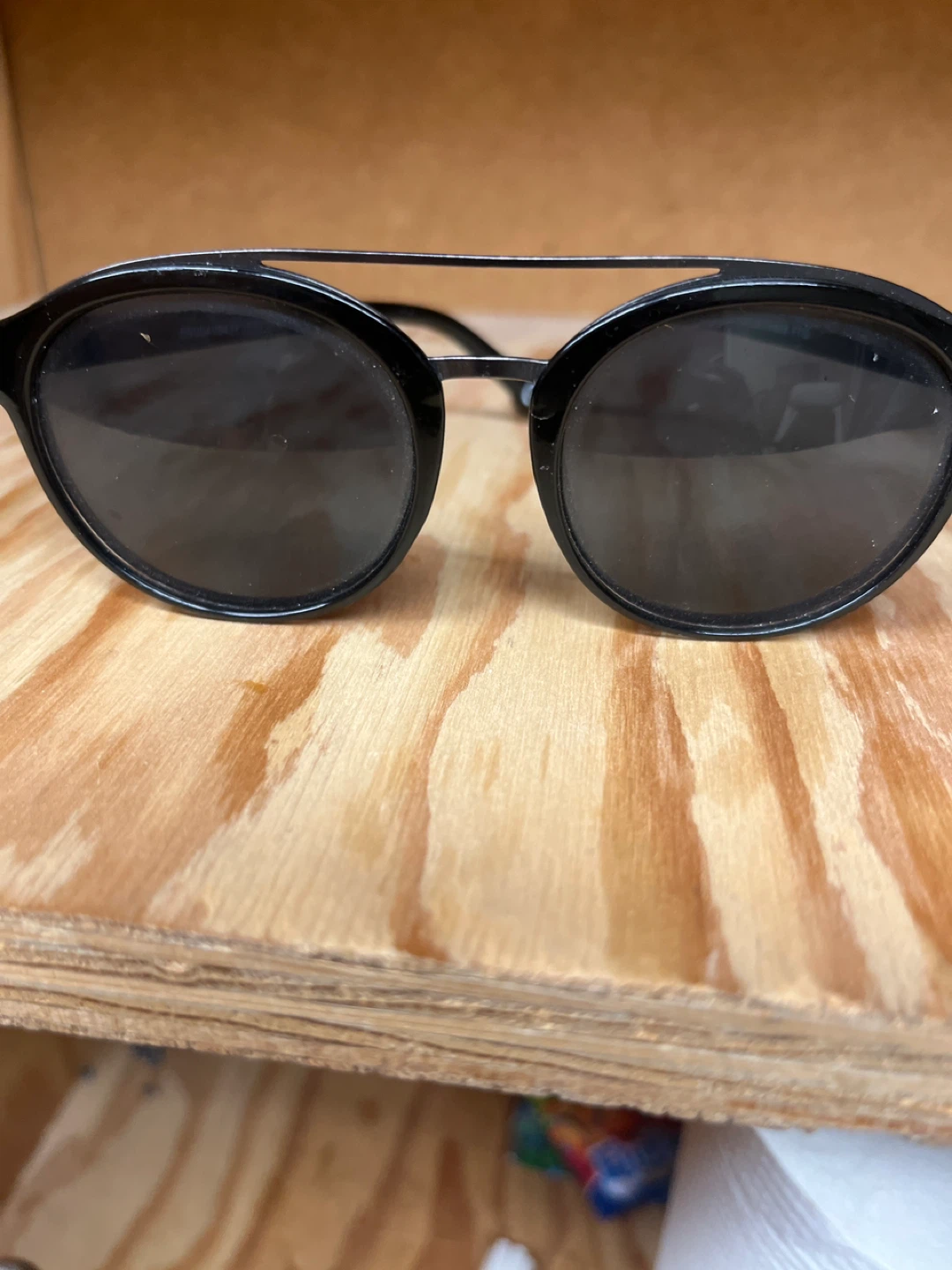Sunglasses ( women)