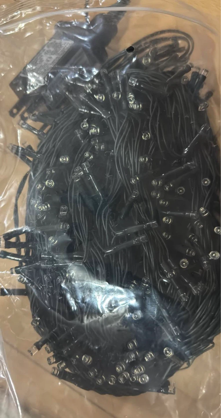 105FT 300 LEDs Connectable White String Lights - photo 2