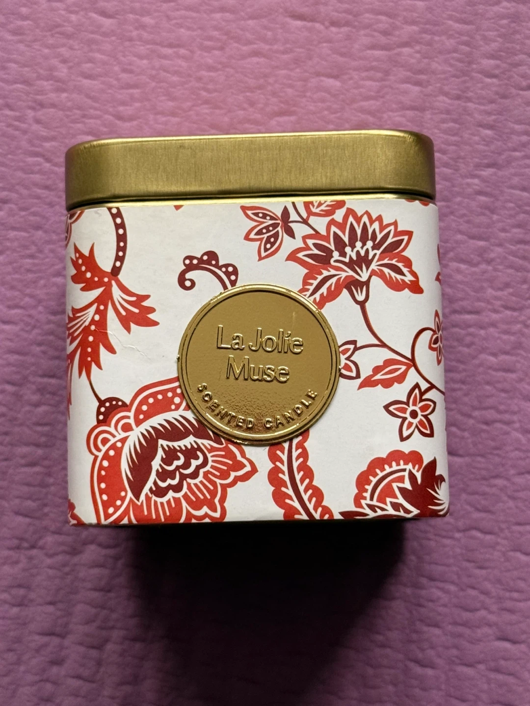 La Jolie Muse Sweet Passion Scented Candle