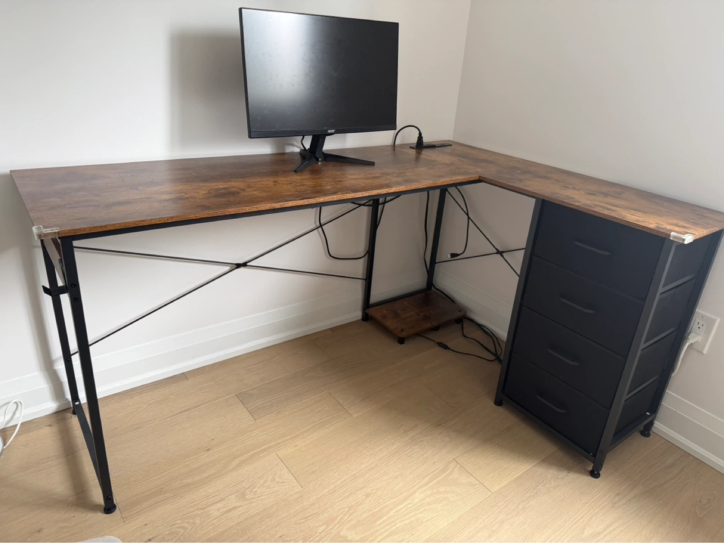 Like New 61" L-Shaped Desk