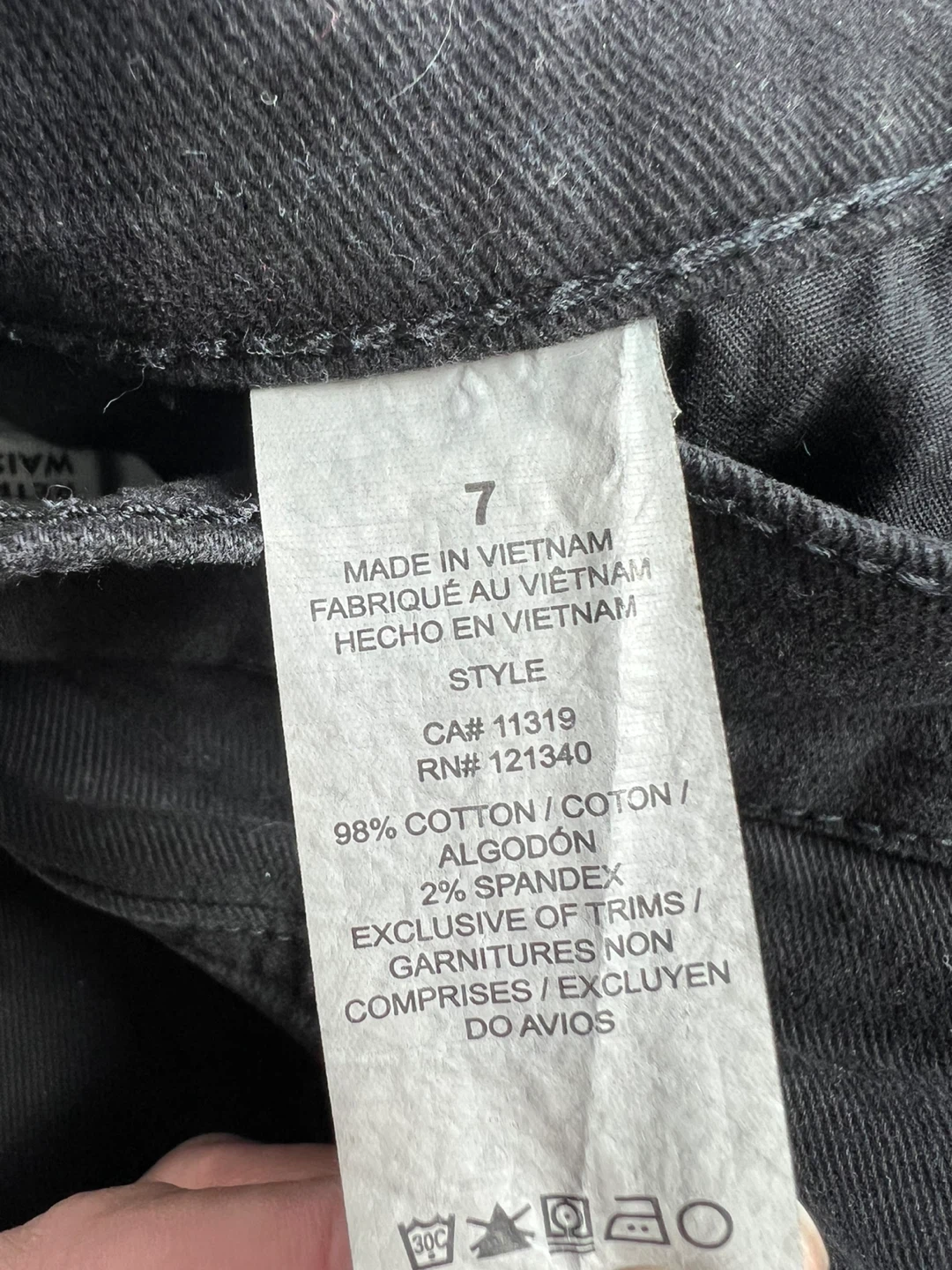 Garage Black Denim Shorts Size 7 - photo 4