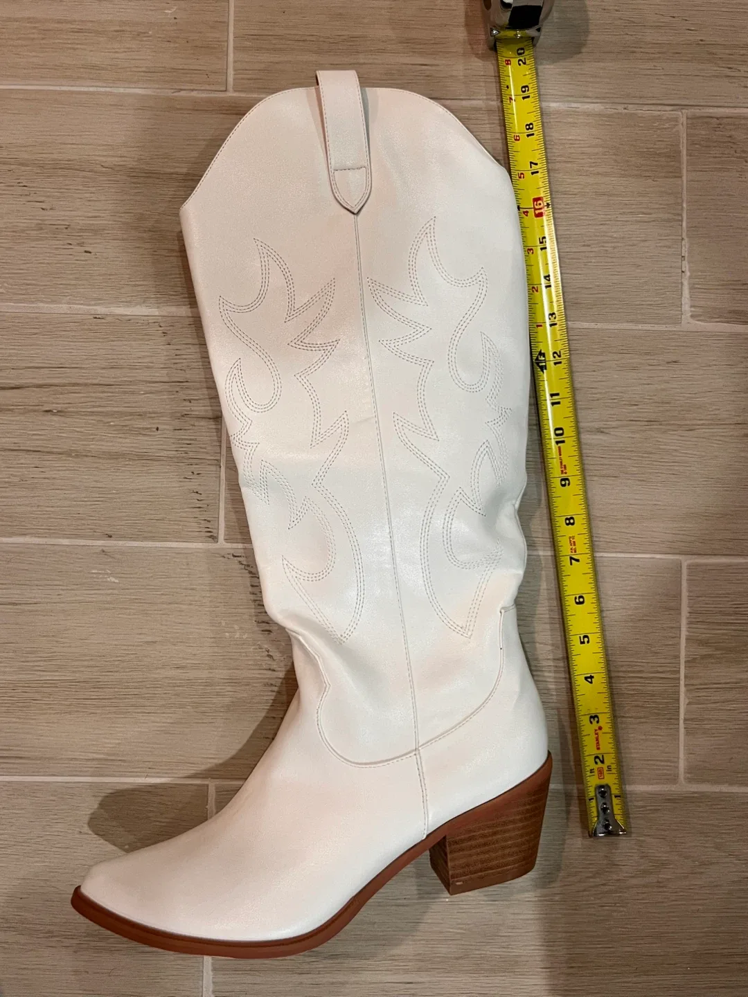 Brand NEW — Size 11 White Cowboy Boots Block Heel - photo 5