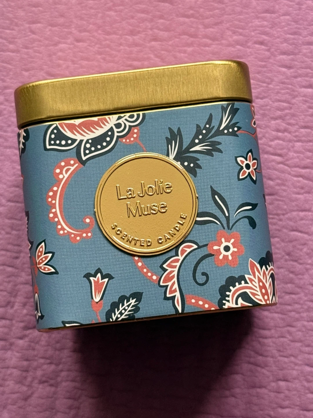La Jolie Muse Cozy Home Scented Candle Natural Wax