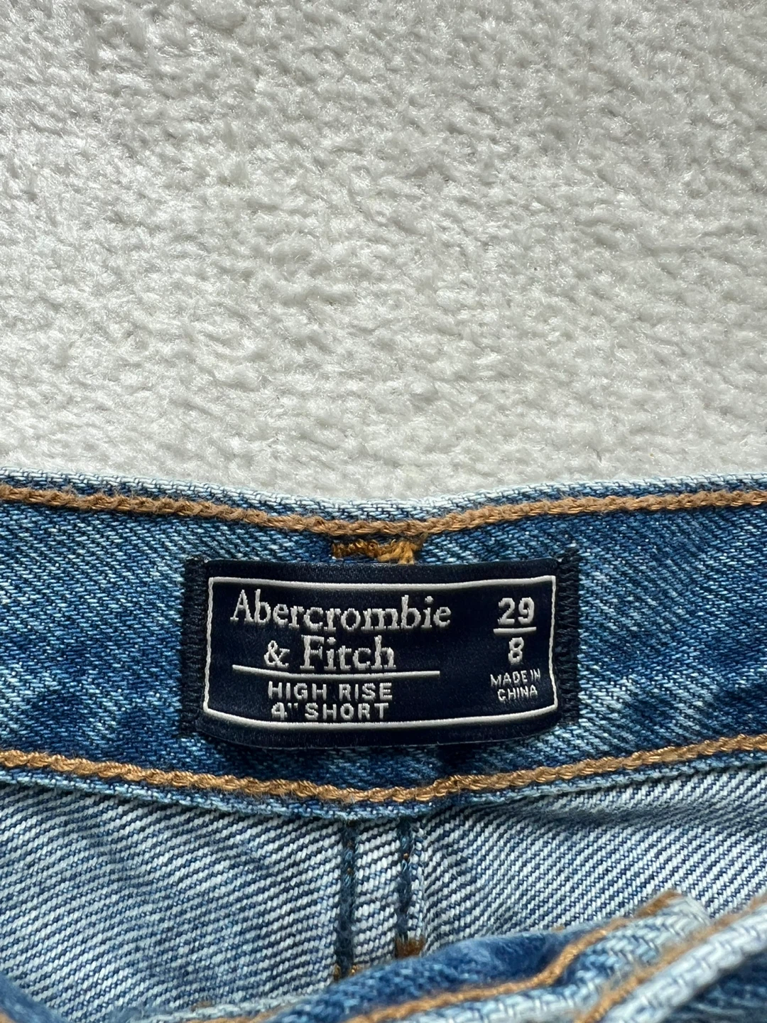 Abercrombie & Fitch High Rise 4" Short - Size 29/8 - photo 2