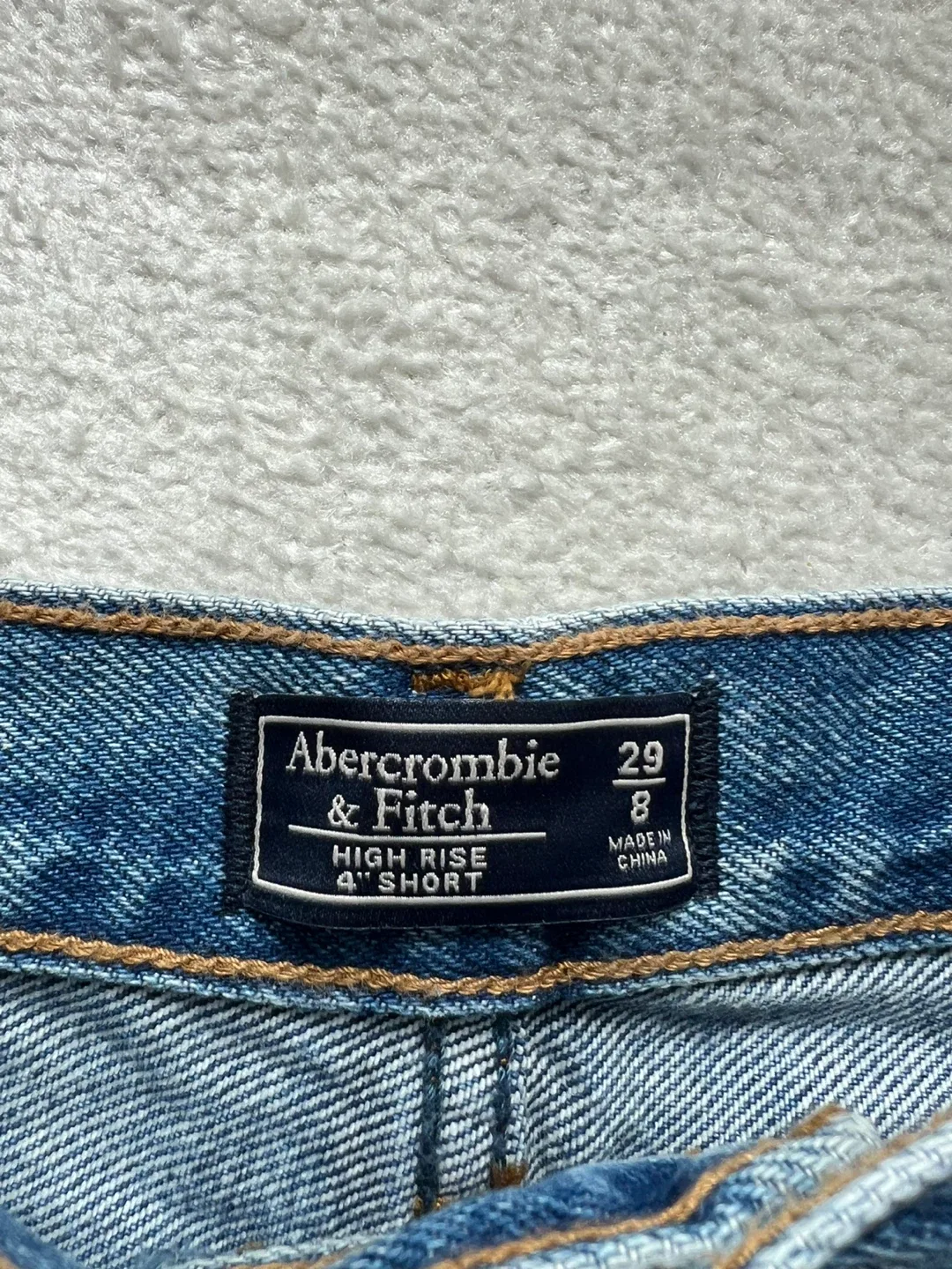 Abercrombie & Fitch High Rise 4" Short - Size 29/8 - photo 2