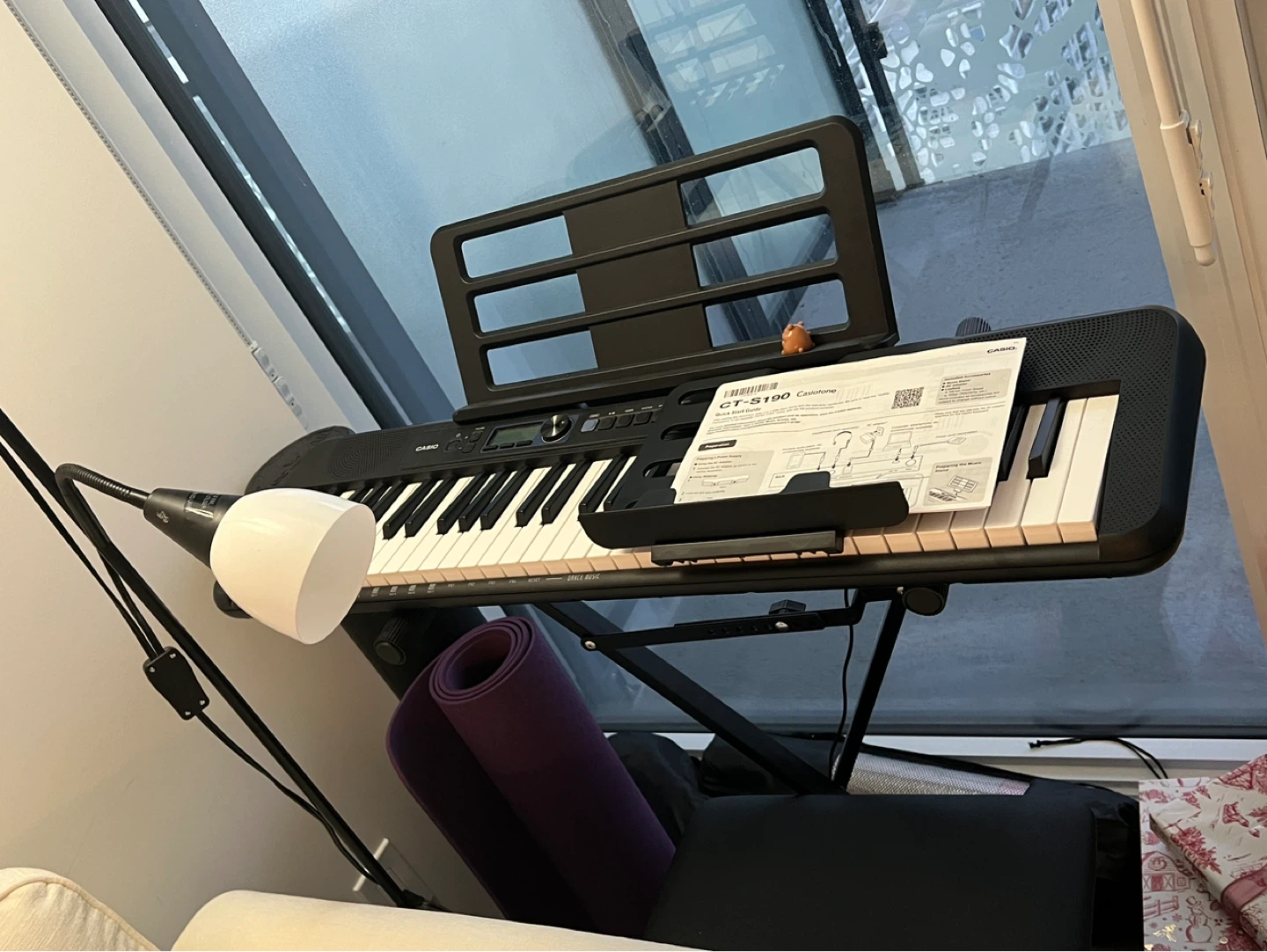 Casio CT-S190 61 Electric Keyboard with stand and bench