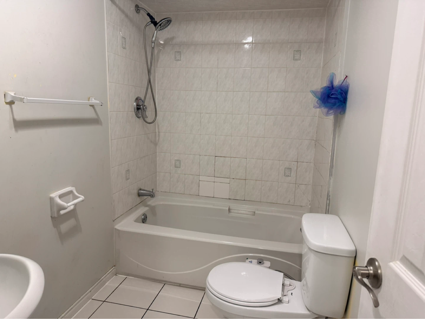 2 beds one bath basement in Cooksvile - photo 2
