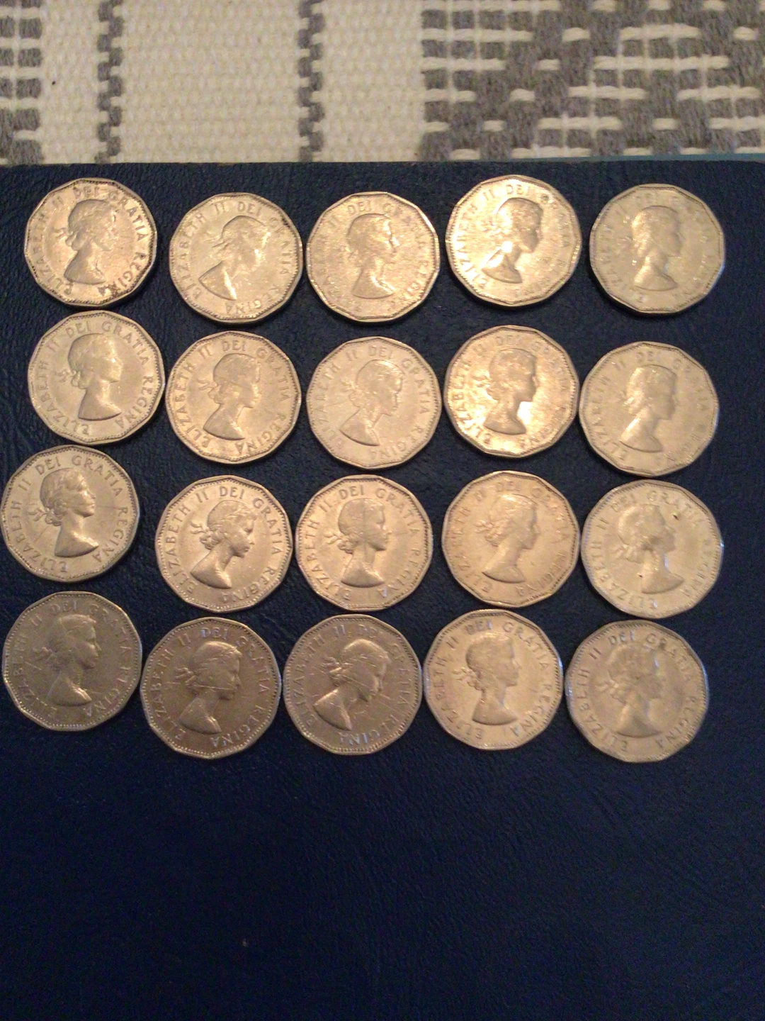 Vintage Canadian 5 cent coins - photo 2