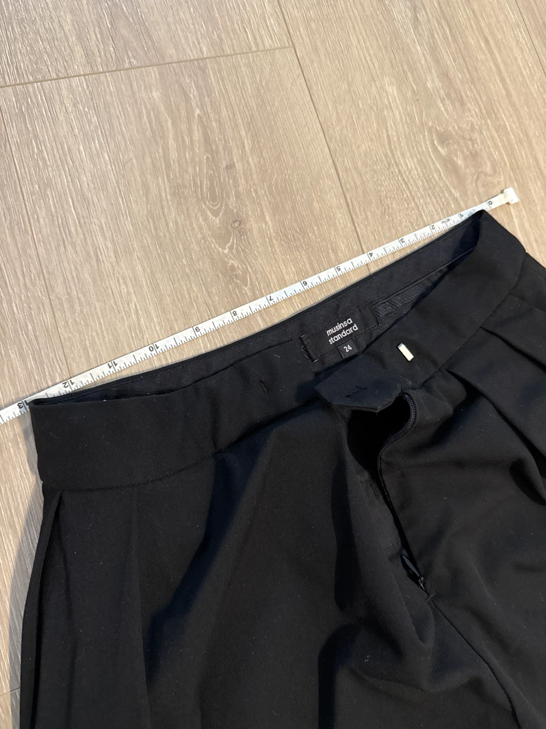 Musinsa Standard Black Baggy Trousers Size 24