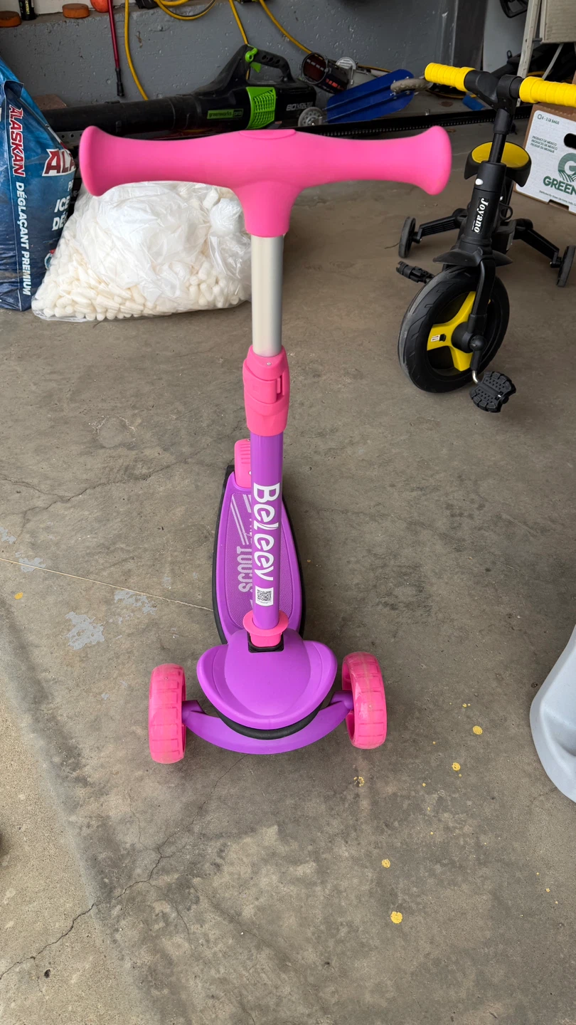 Beleev Kids 3-Wheel Scooter Pink