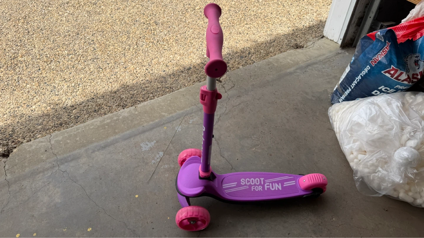 Beleev Kids 3-Wheel Scooter Pink - photo 2