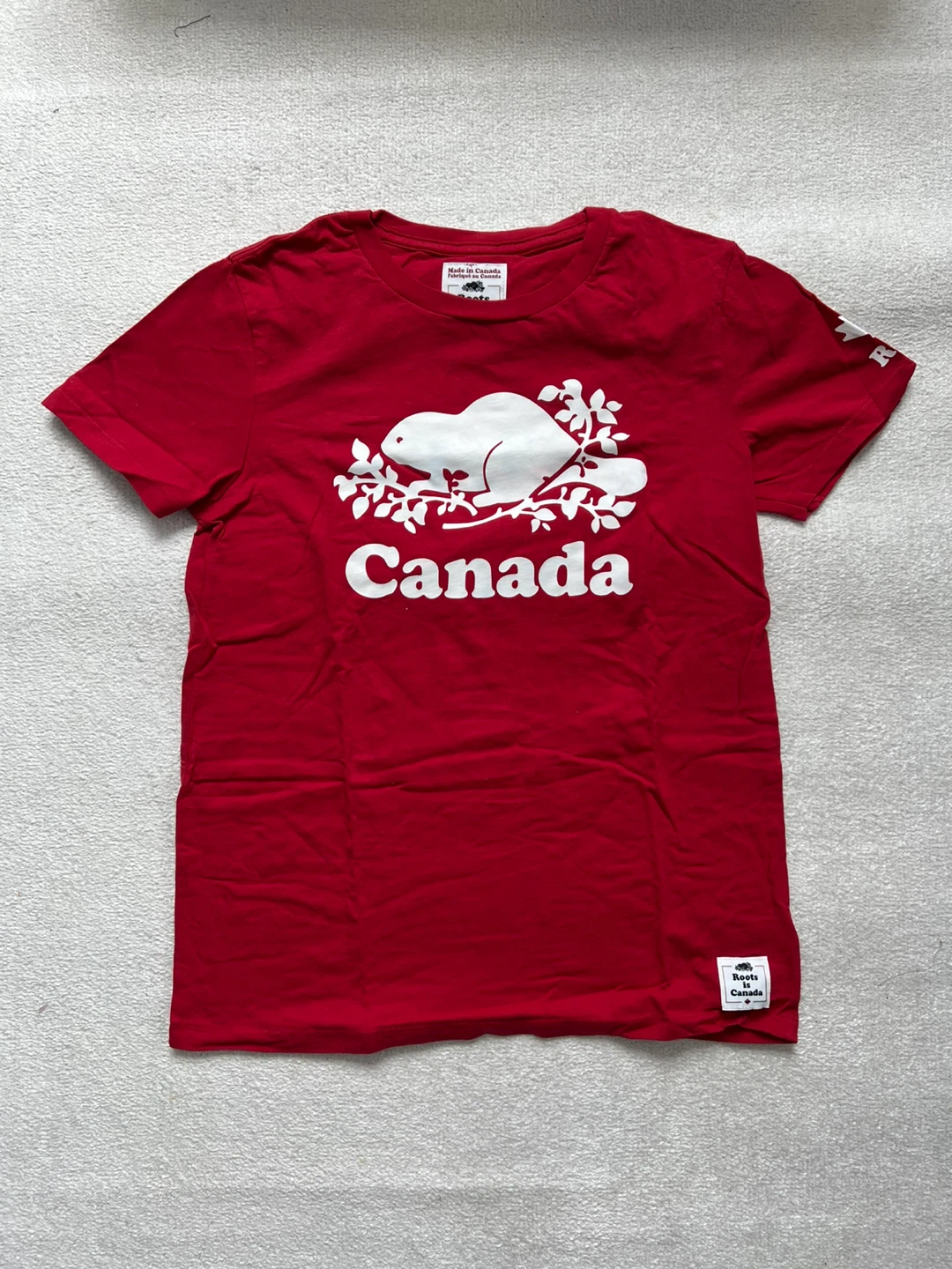 Roots is Canada Red T-Shirt Size S.P