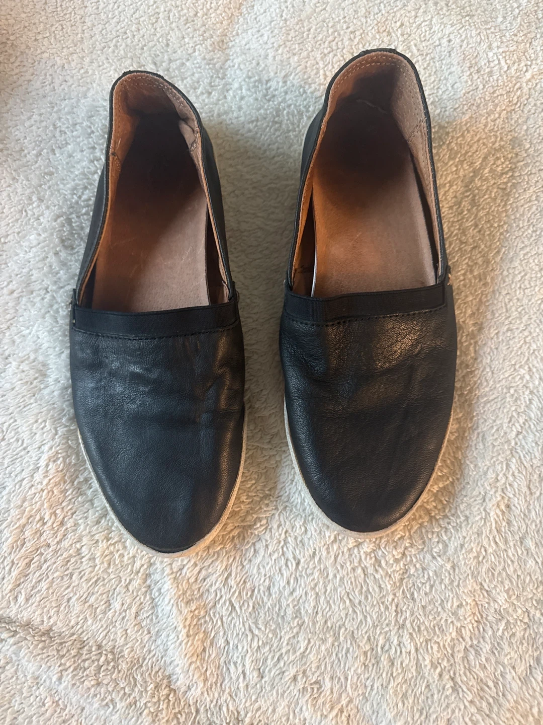 Frye black leather slipons 37