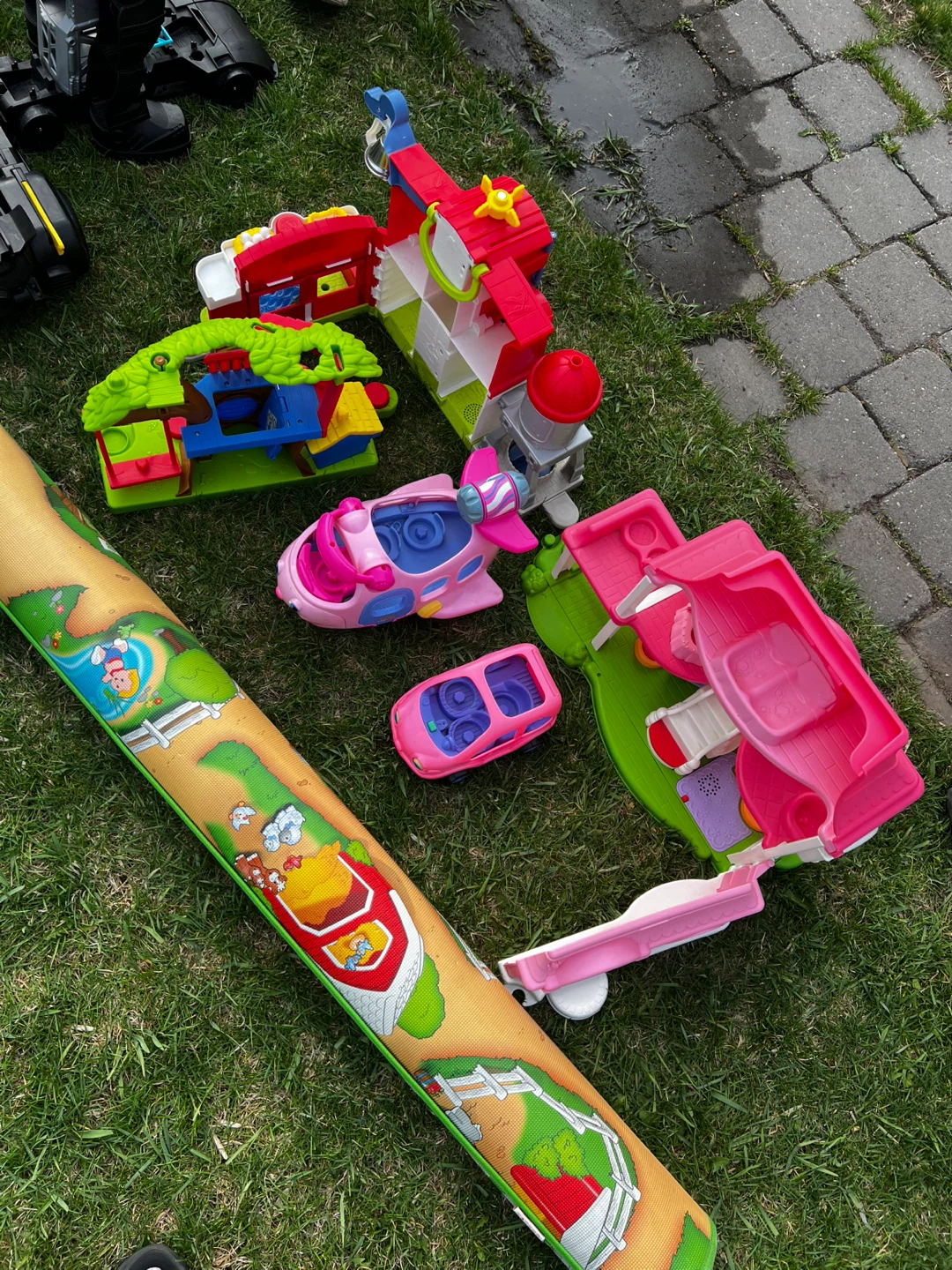 Kids Little People set