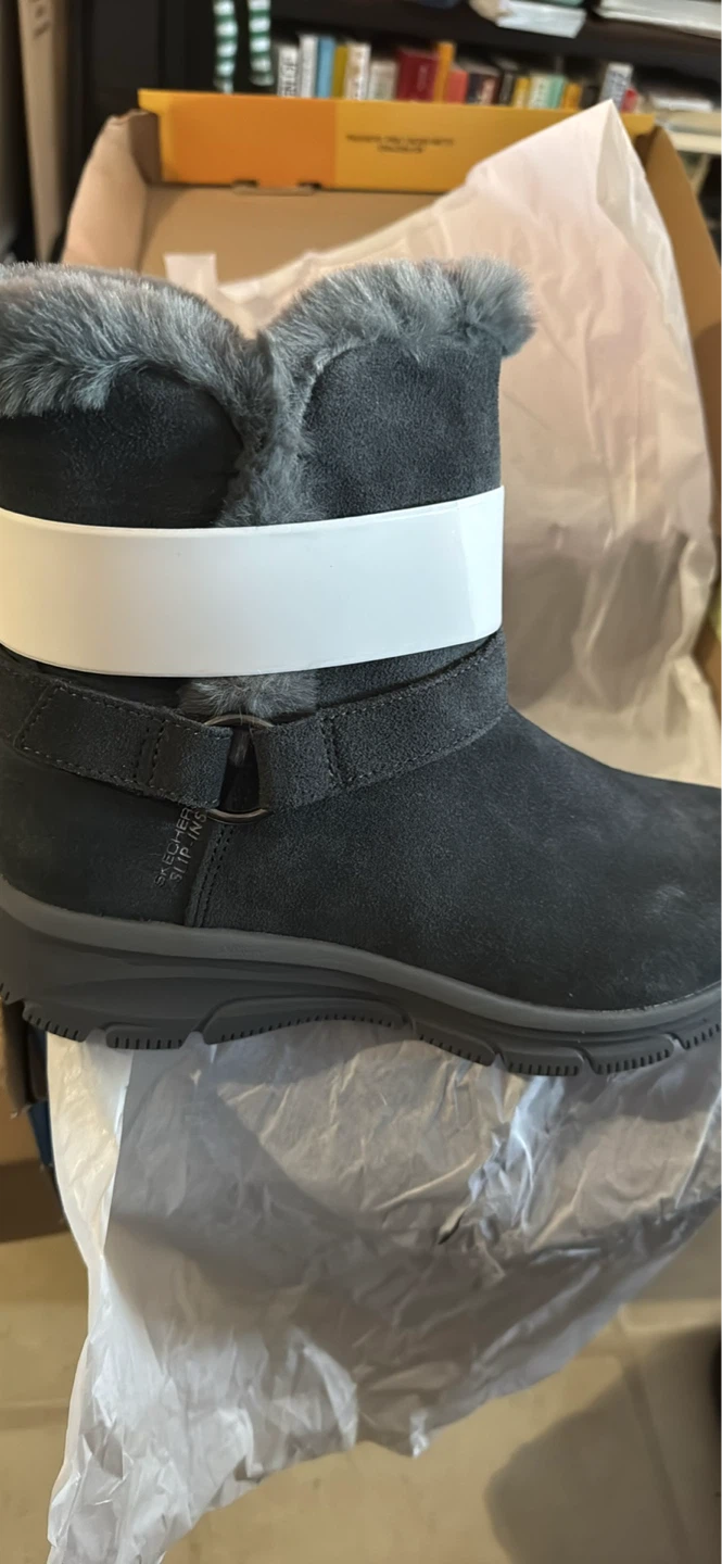 Skechers Women's Slip-ins "Warm Hug" Boots - photo 5