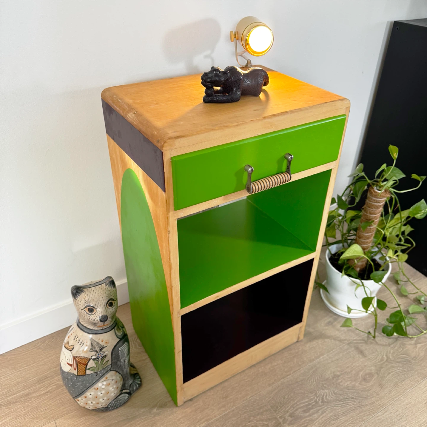 Vintage reclaimed wood furniture +accent light