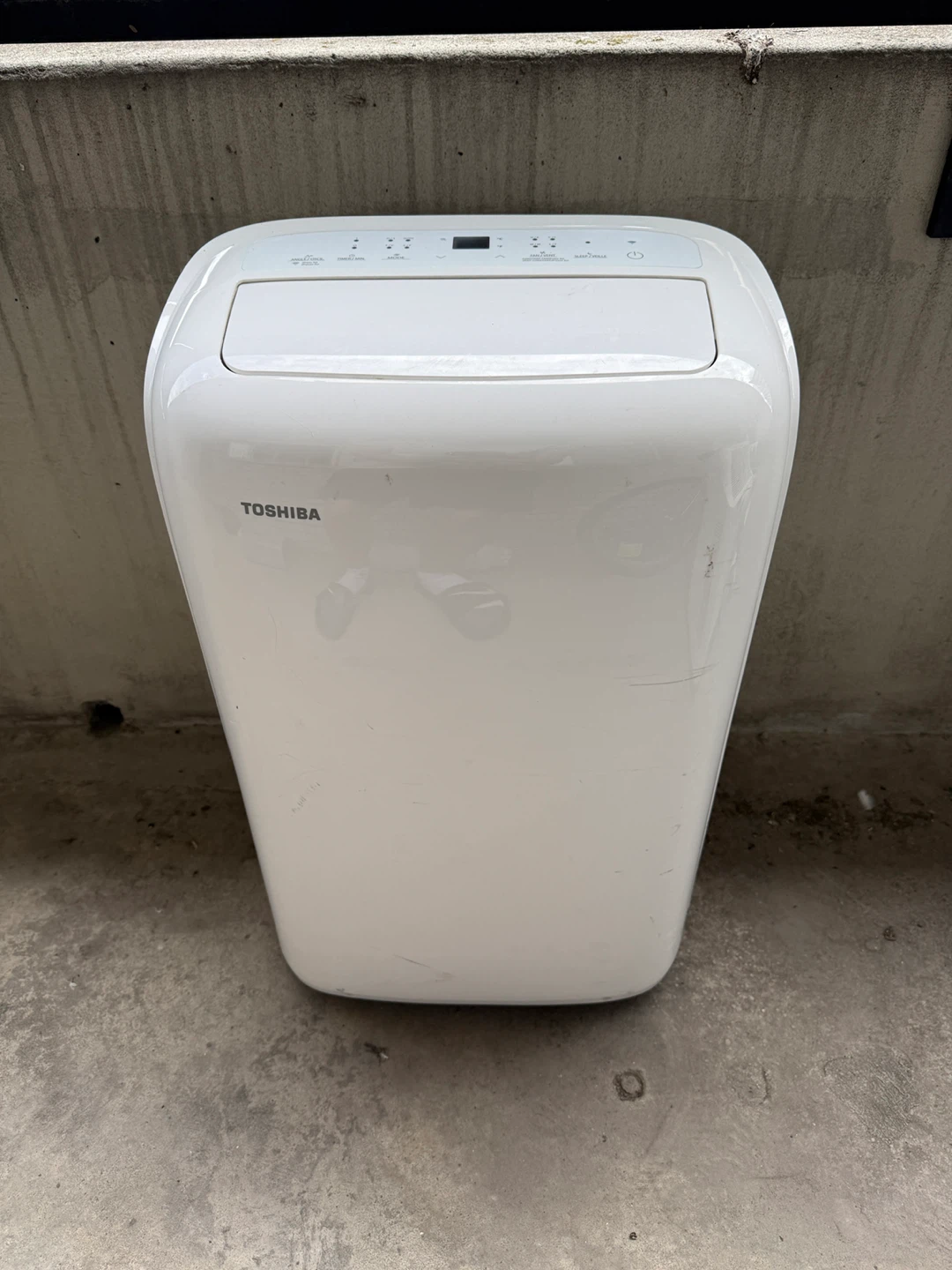 Toshiba Standing A/C Unit