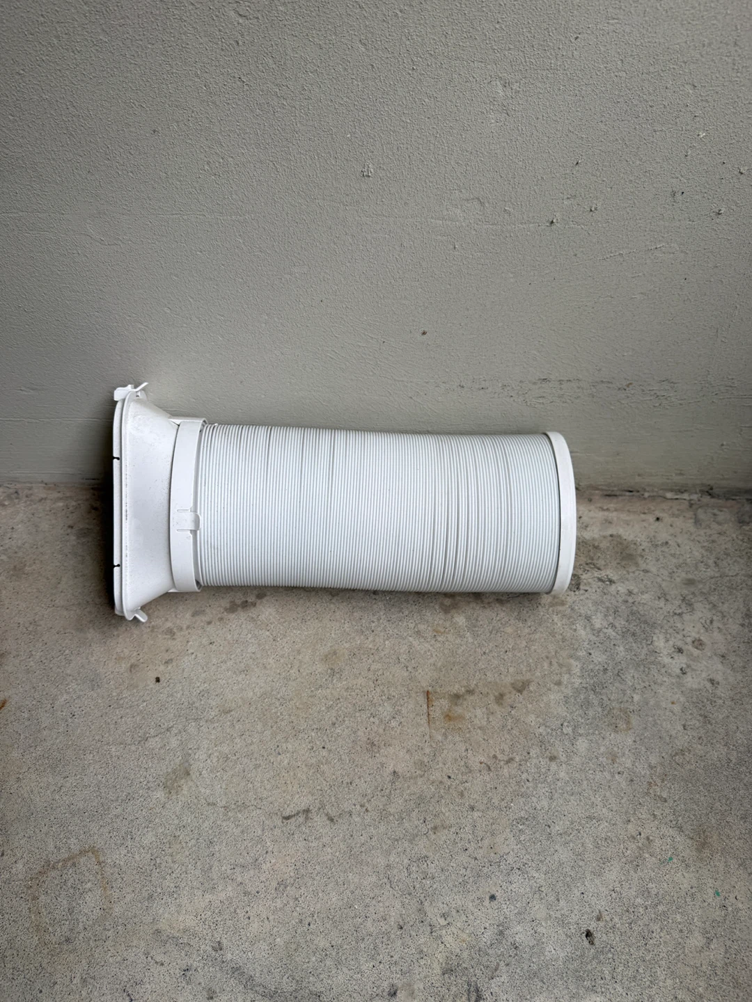 Toshiba Standing A/C Unit - photo 5
