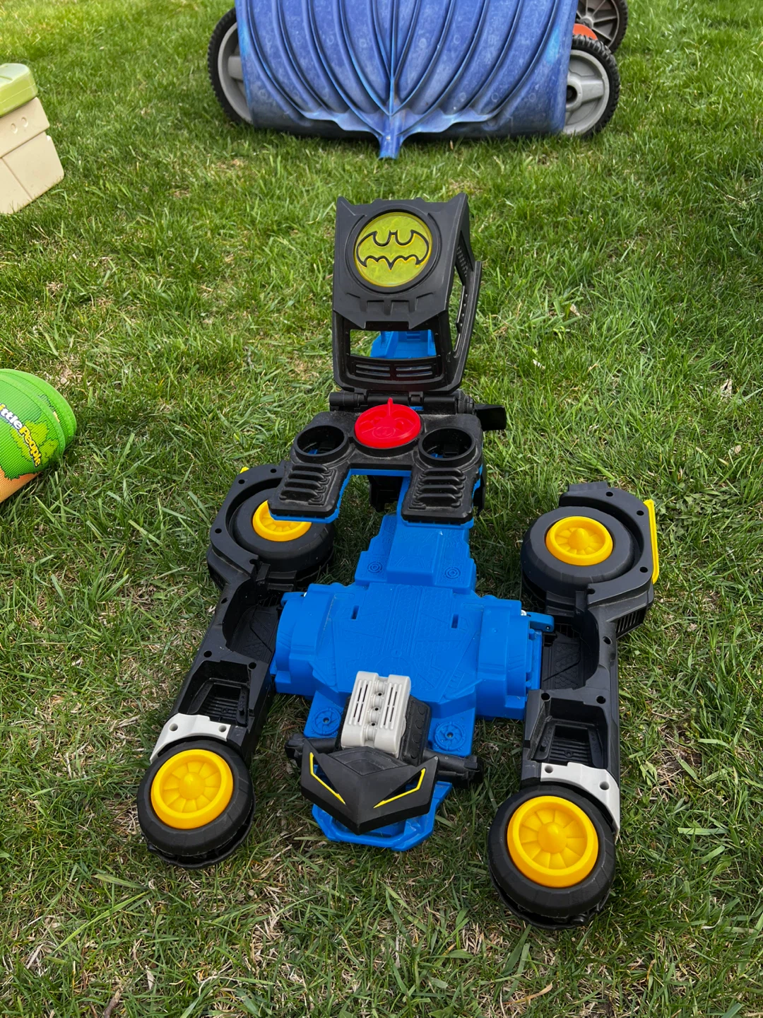 Kids Batman remote car + Robot - photo 3