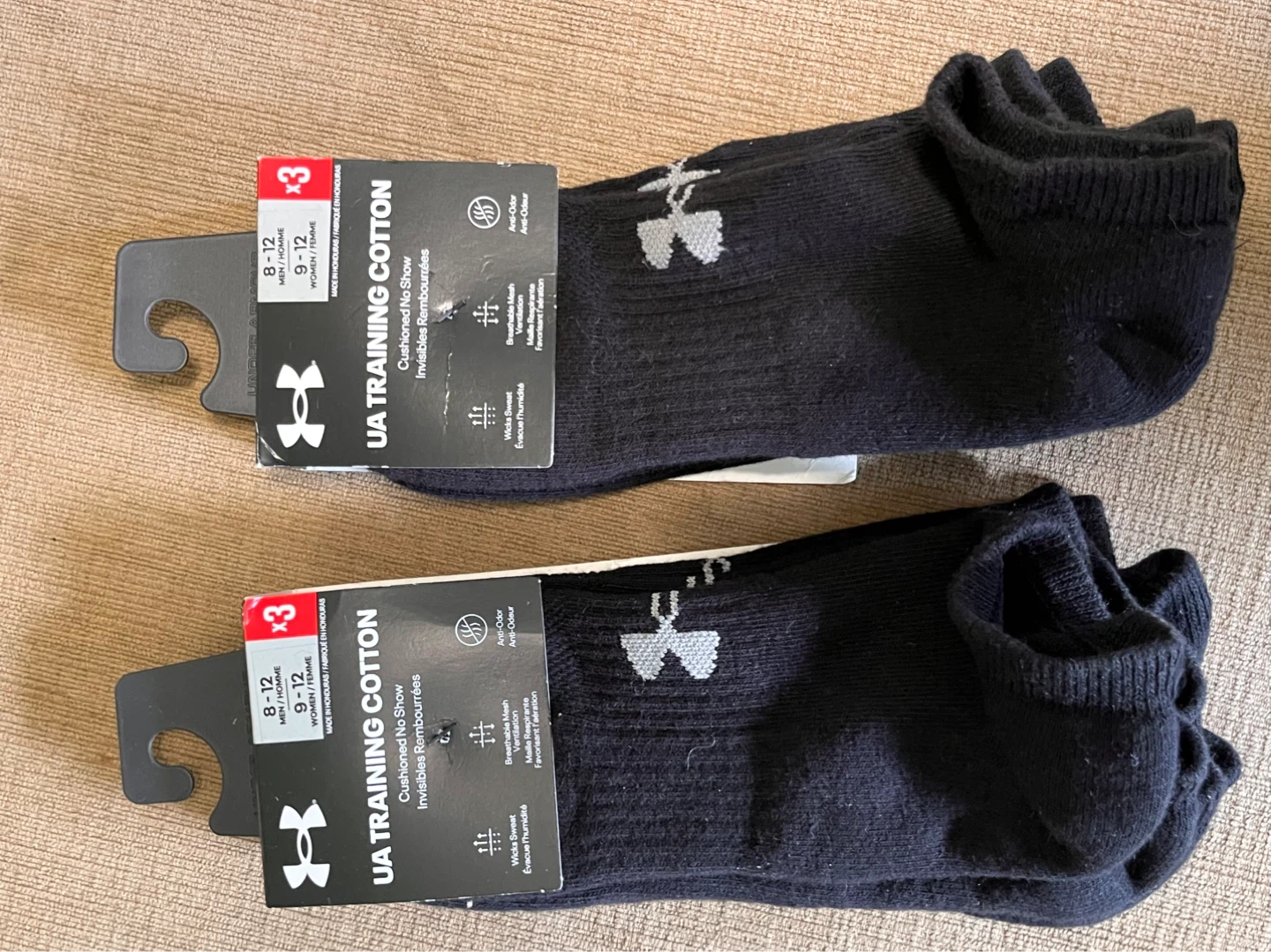 NEW $10 pack Under Armour Training Cotton Socks (3-Pack M/L)