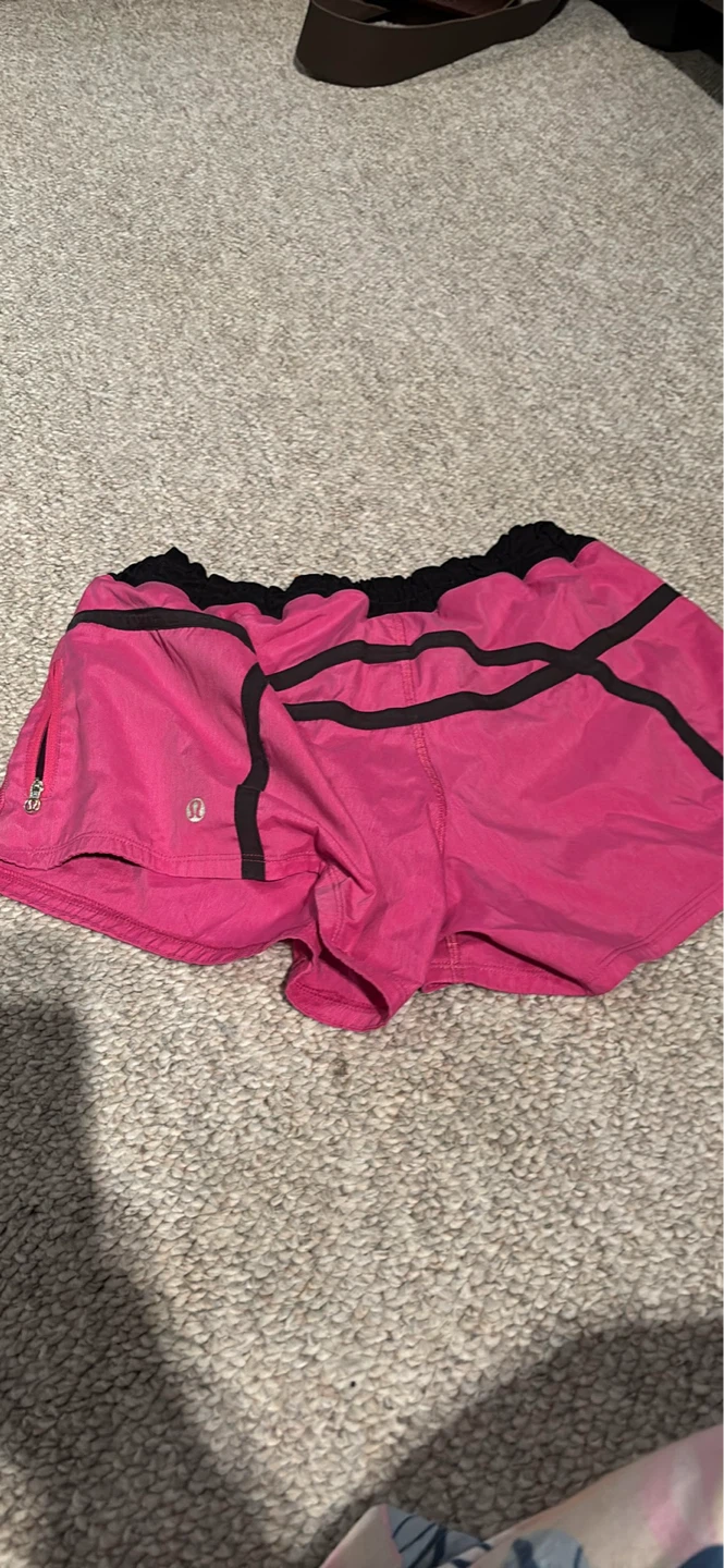 Lululemon Hotty Hot Shorts Size 6 Pink - photo 3